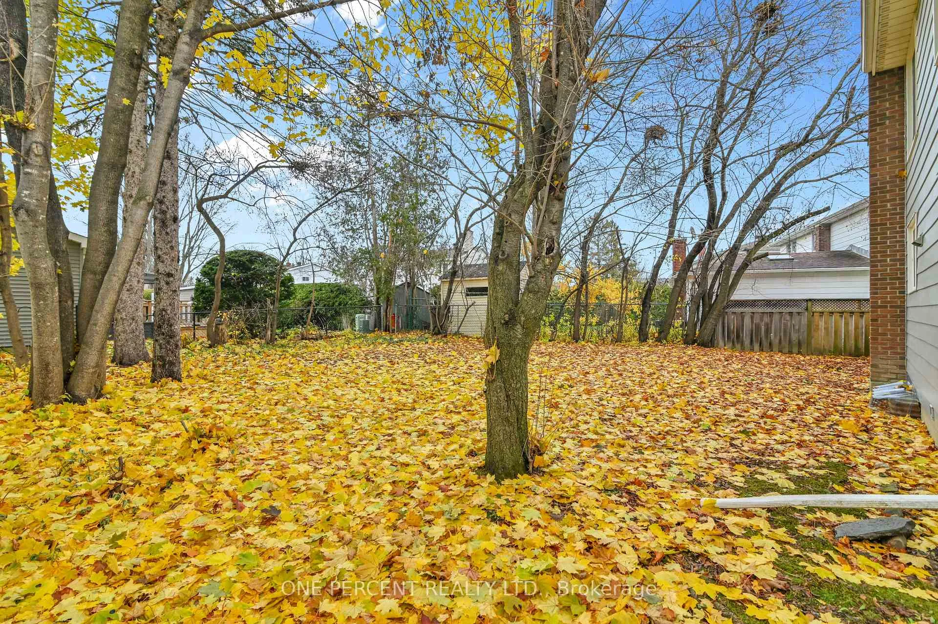 Photo 30 of 5 Parkridge Crescent, Ottawa, Blackburn Hamlet — HOMEH