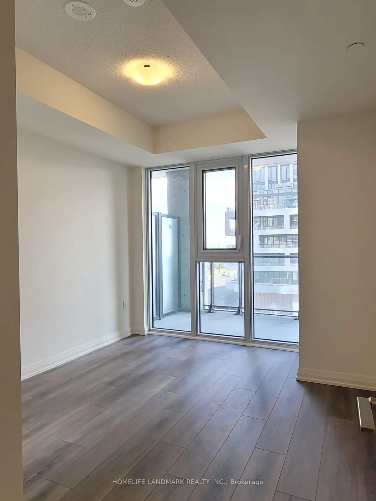Photo 9 of Unit 404, 9000 Jane Street, Vaughan, Vellore Village — HOMEH