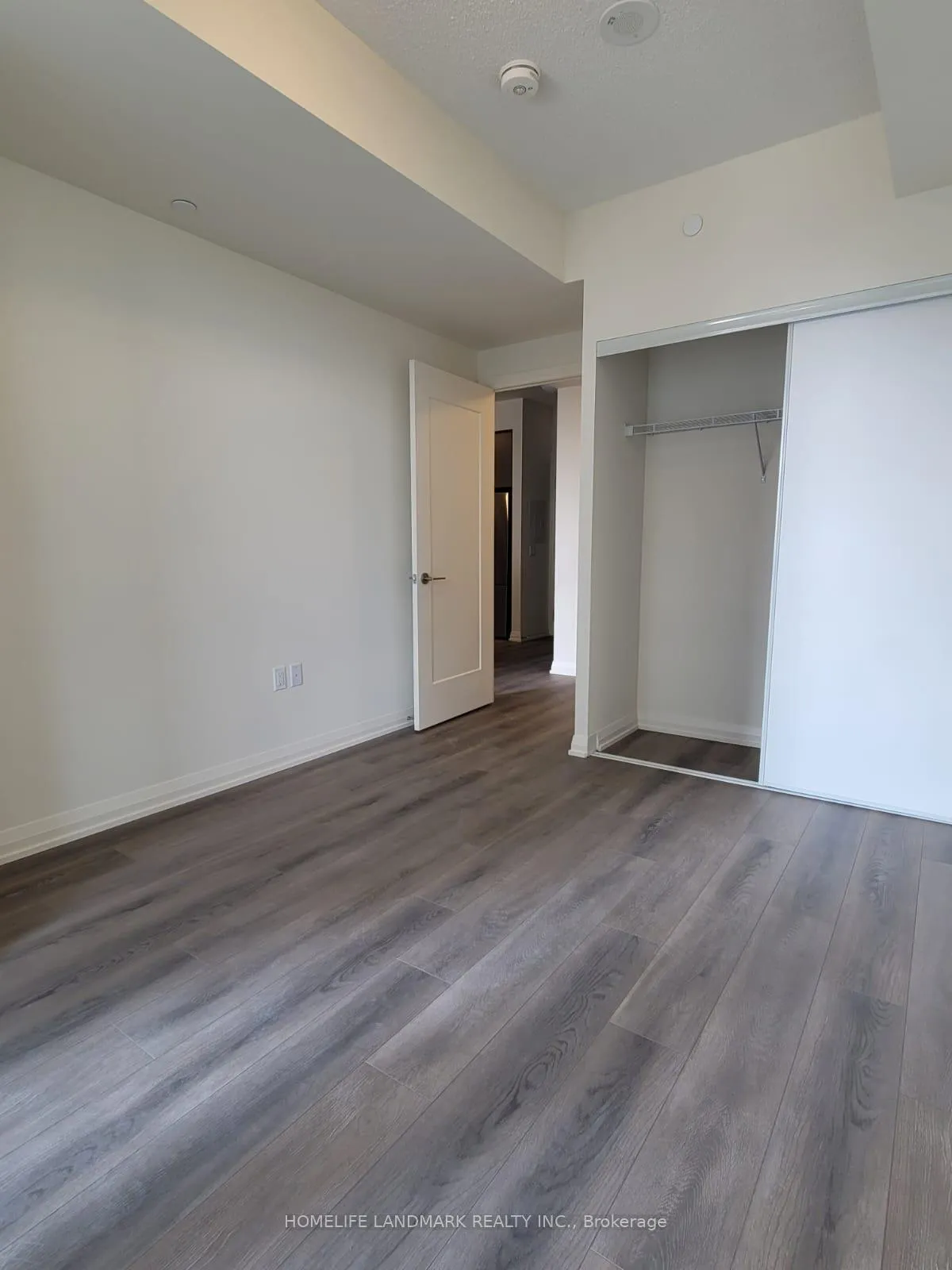 Photo 10 of Unit 404, 9000 Jane Street, Vaughan, Vellore Village — HOMEH