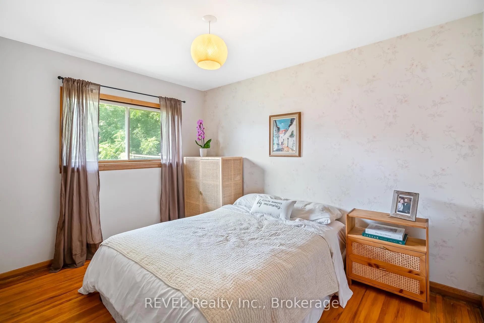 Photo 17 of 18 Broadmore Avenue, St. Catharines, Carlton/Bunting — HOMEH