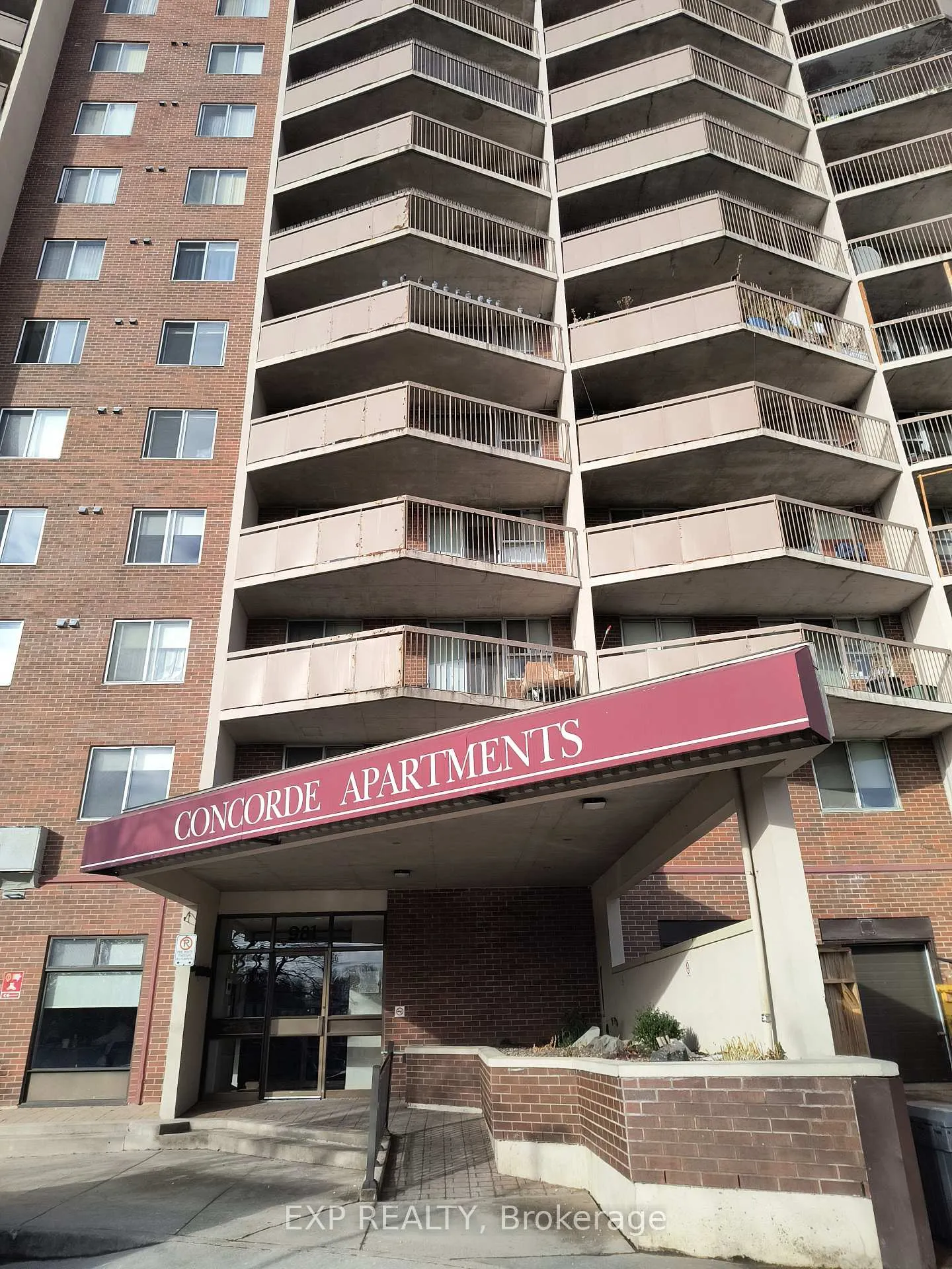 Photo 2 of Unit 101, 981 Gulf Place, Ottawa, Overbrook/Castle Heights — HOMEH