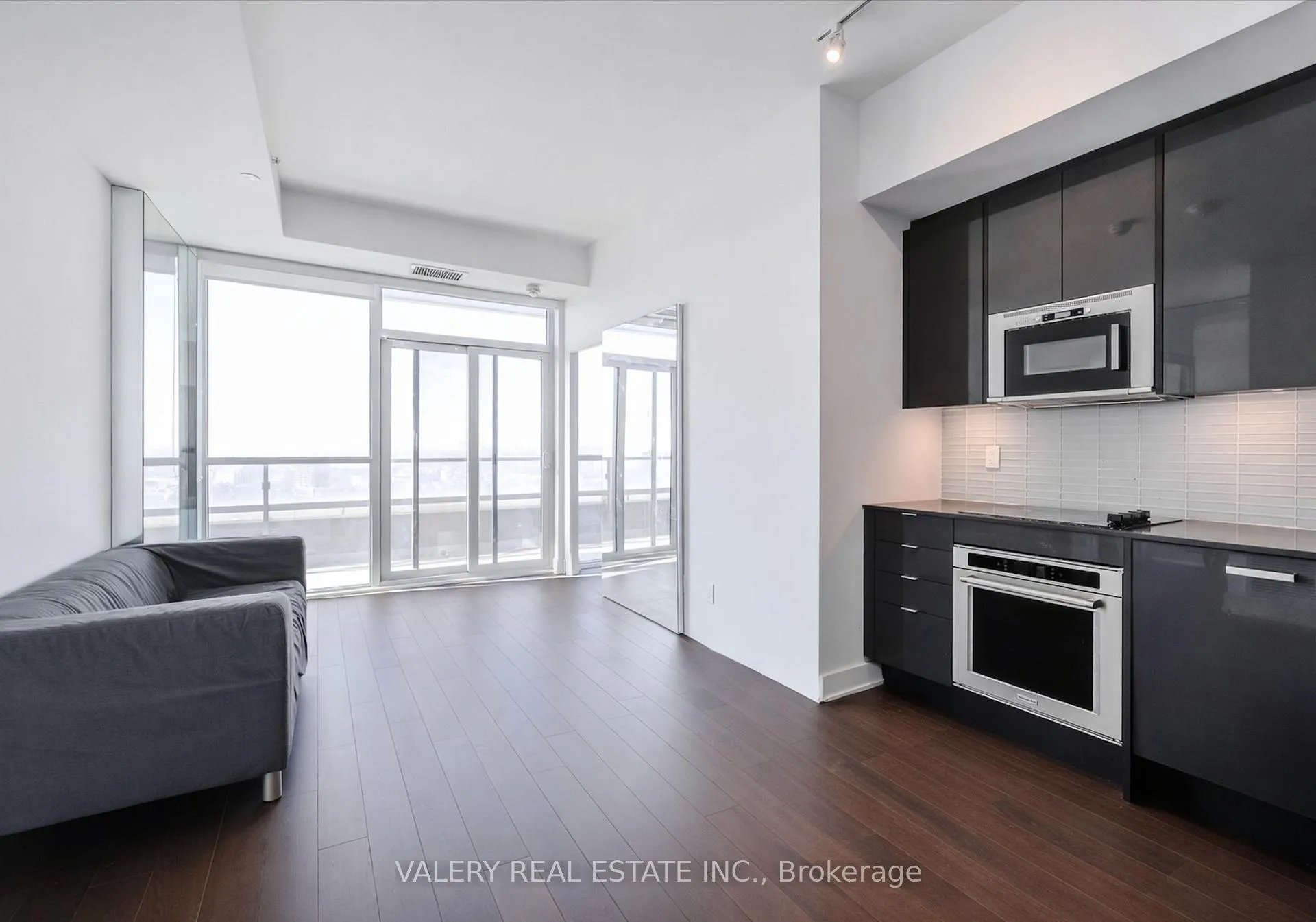 Photo 1 of Unit 2108, 181 Bedford Road, Toronto, The Annex — HOMEH