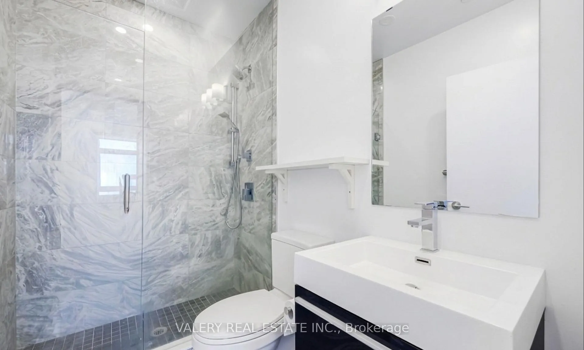 Photo 8 of Unit 2108, 181 Bedford Road, Toronto, The Annex — HOMEH