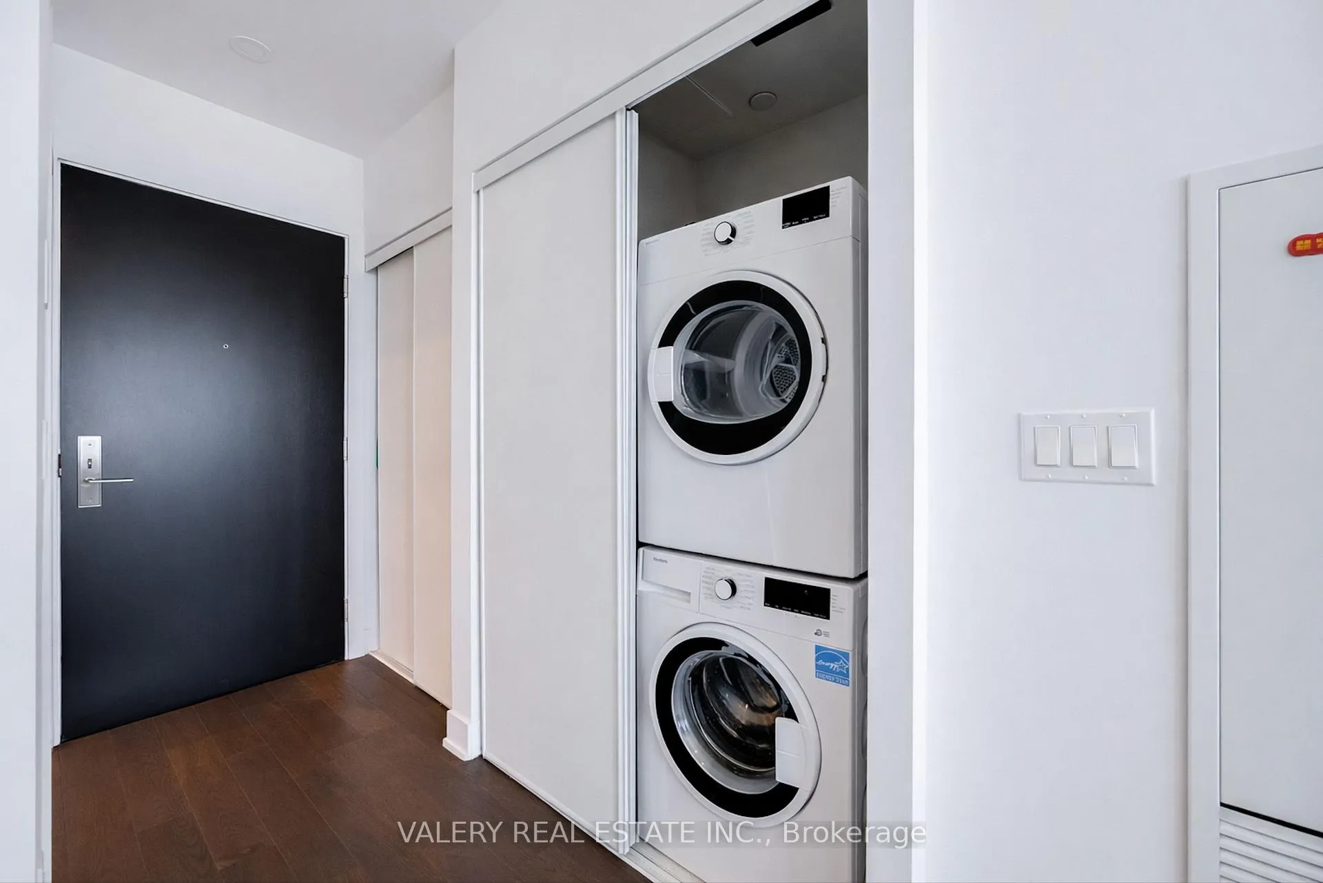 Photo 12 of Unit 2108, 181 Bedford Road, Toronto, The Annex — HOMEH