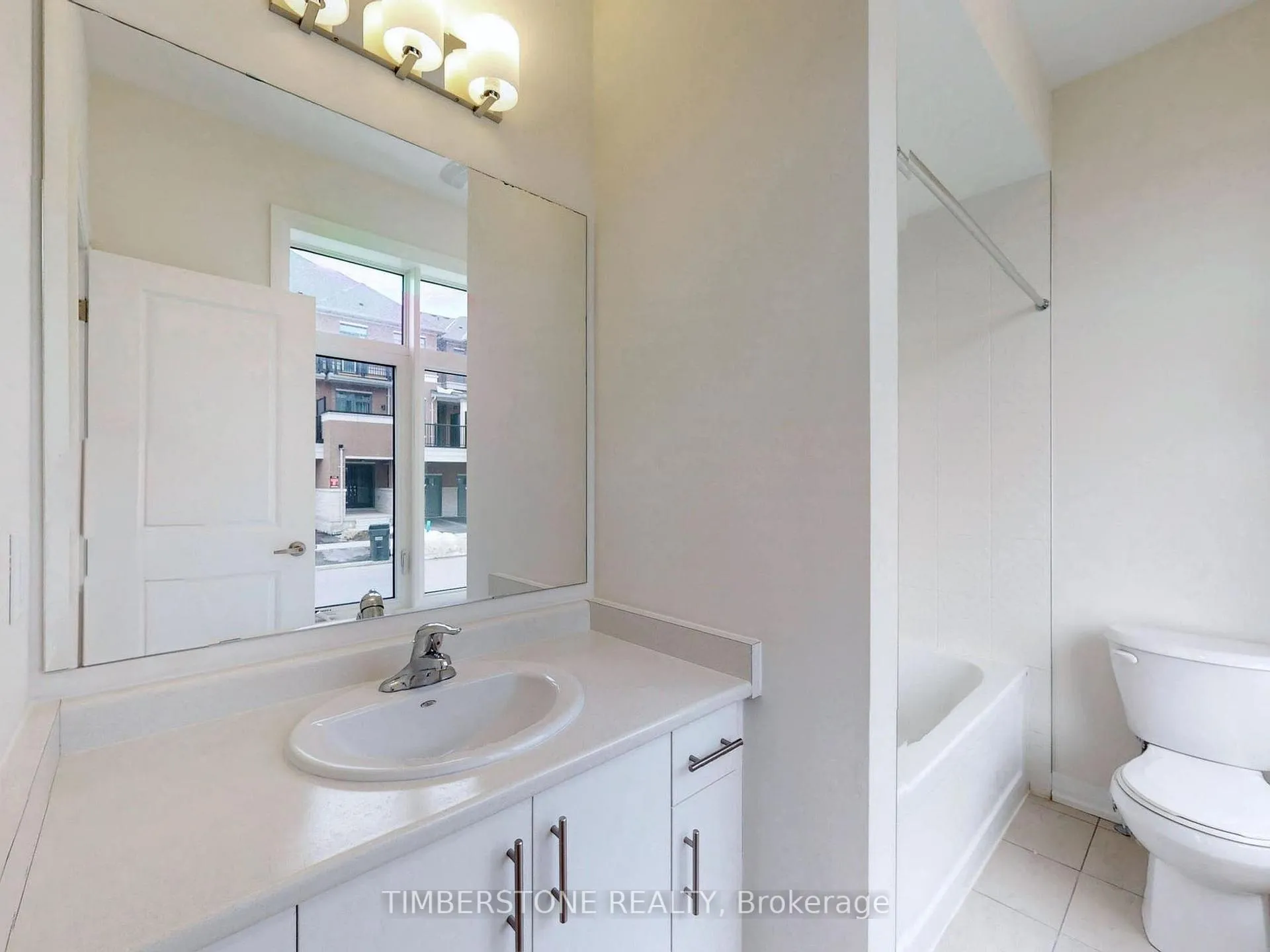 Photo 17 of 91 Blue Pond Drive, Brampton, Northwest Brampton — HOMEH