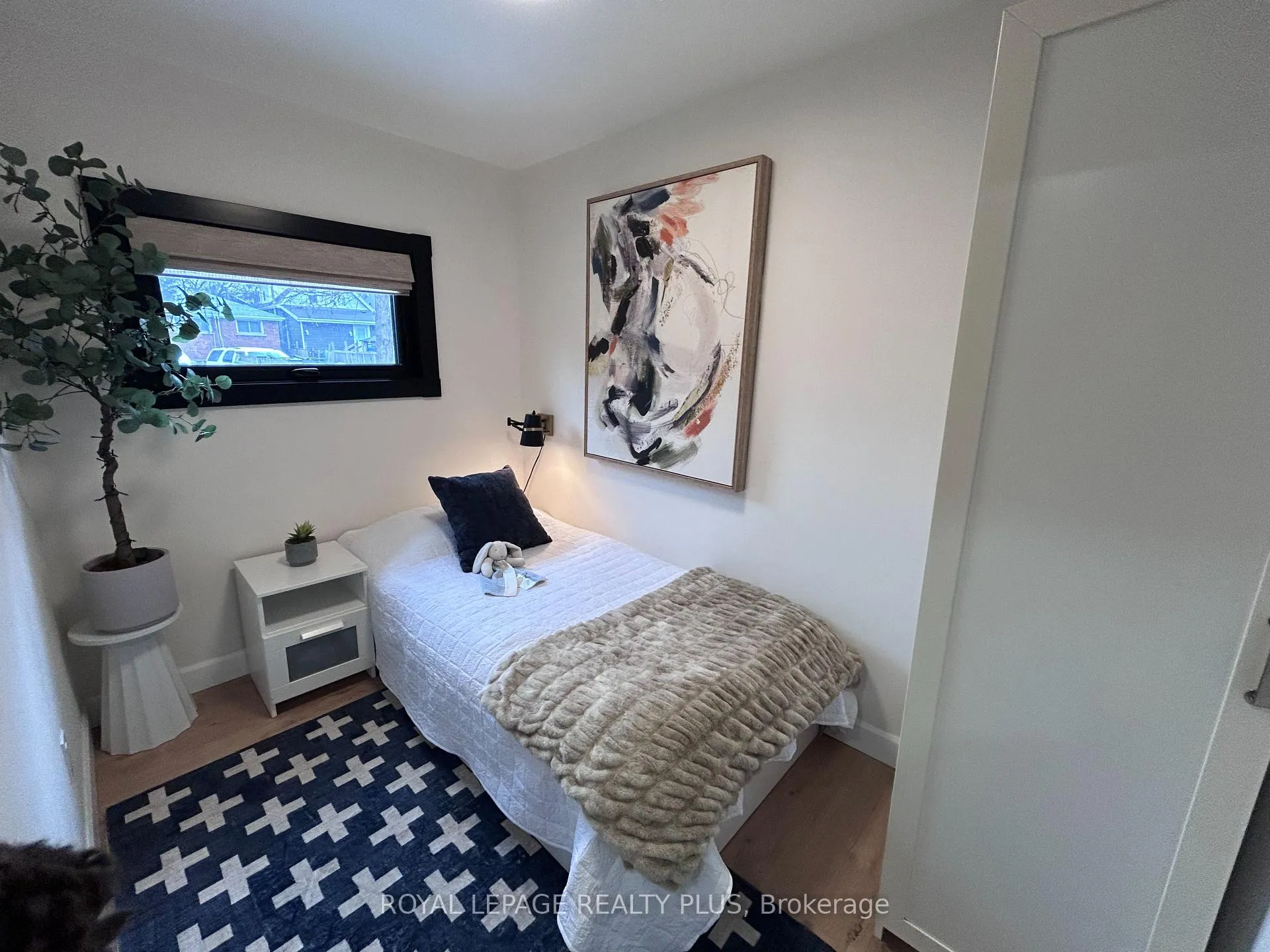 Photo 9 of 371 Upper Wentworth Street, Hamilton, Inch Park — HOMEH