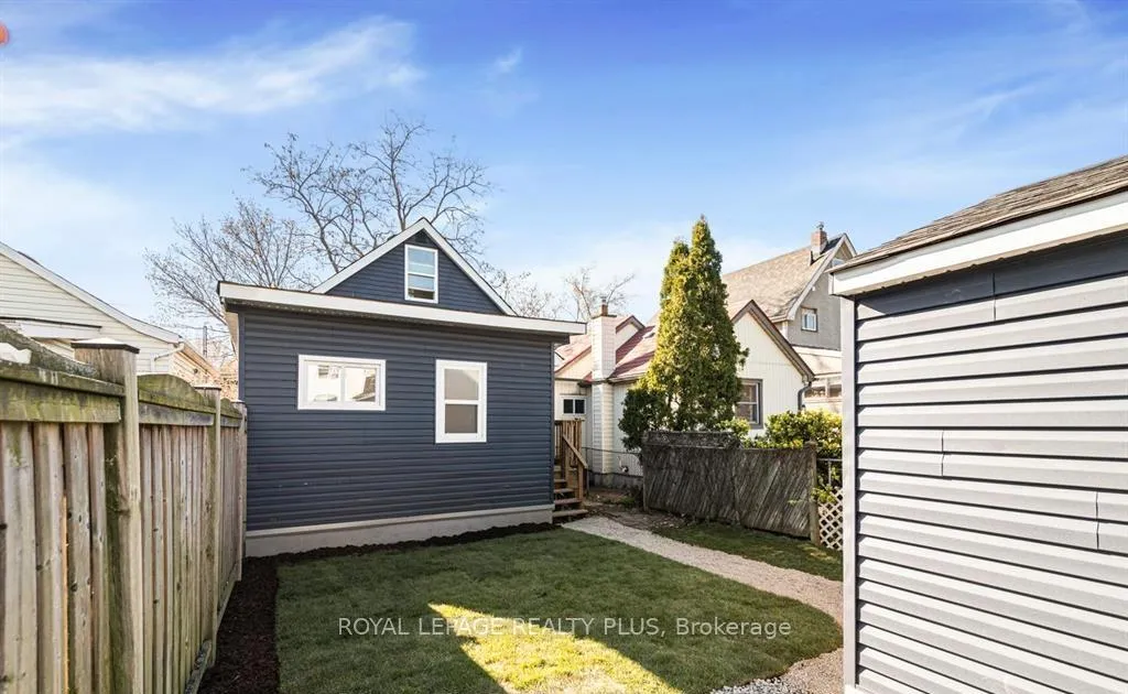 Photo 21 of 371 Upper Wentworth Street, Hamilton, Inch Park — HOMEH