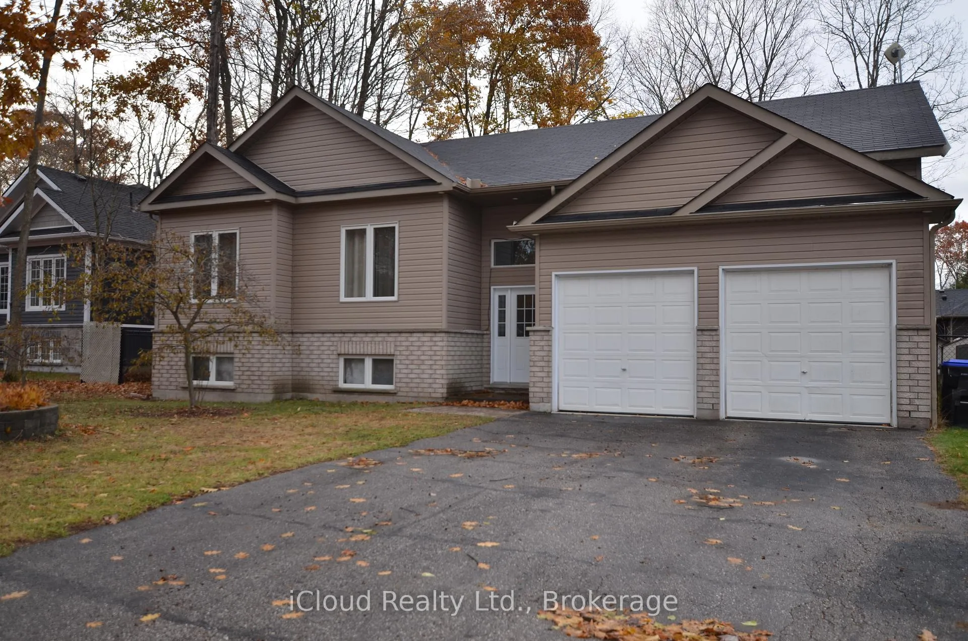 Photo 1 of 25 Rue Vanier, Tiny, Rural Tiny — HOMEH