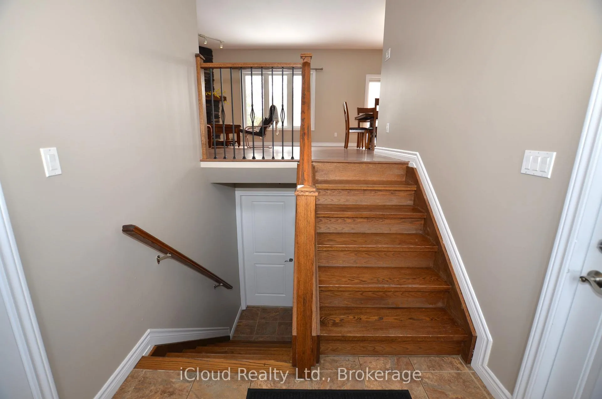 Photo 4 of 25 Rue Vanier, Tiny, Rural Tiny — HOMEH