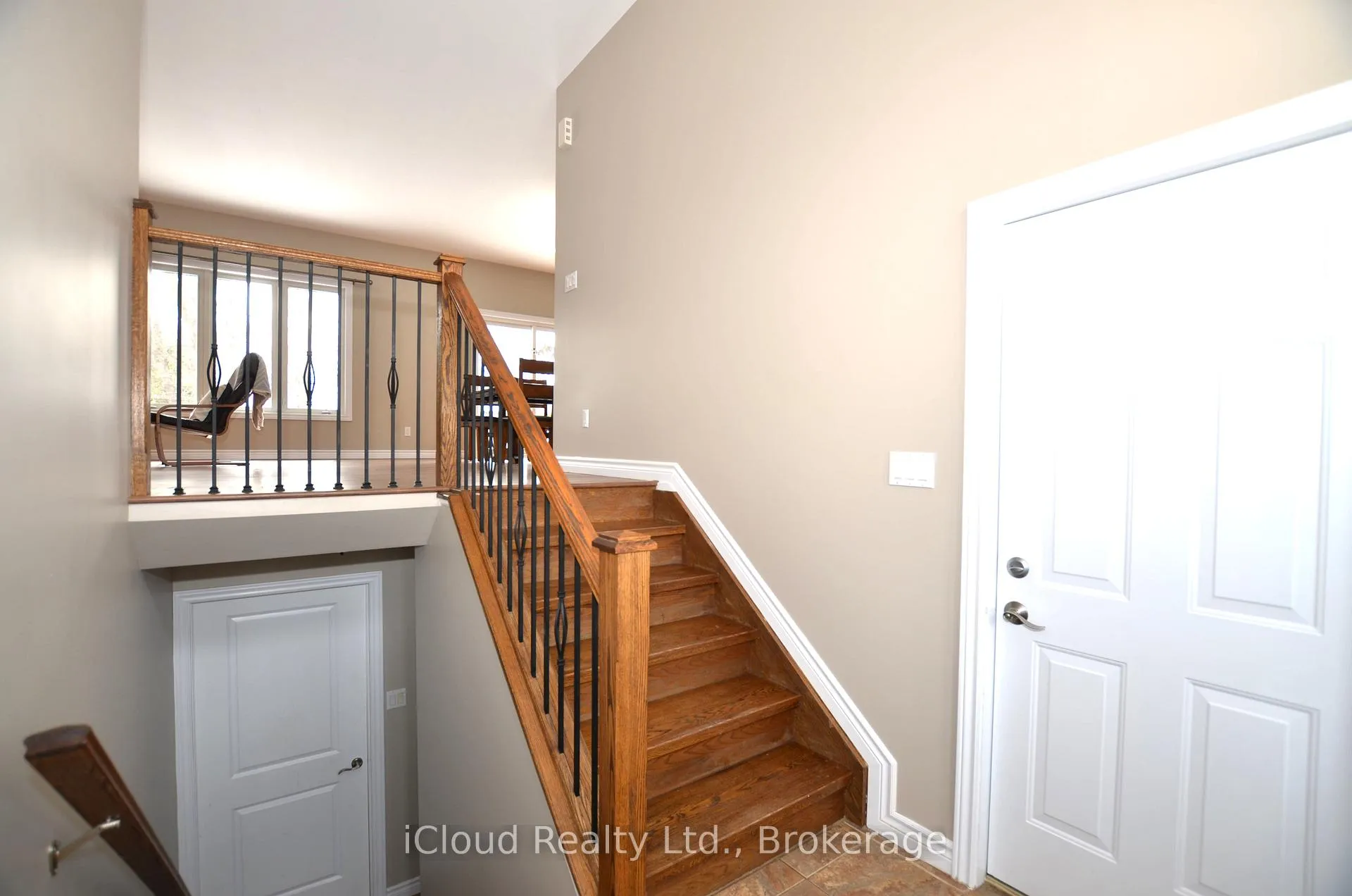 Photo 6 of 25 Rue Vanier, Tiny, Rural Tiny — HOMEH
