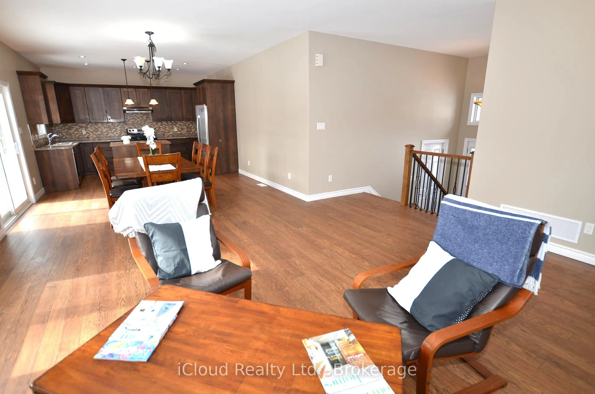 Photo 14 of 25 Rue Vanier, Tiny, Rural Tiny — HOMEH