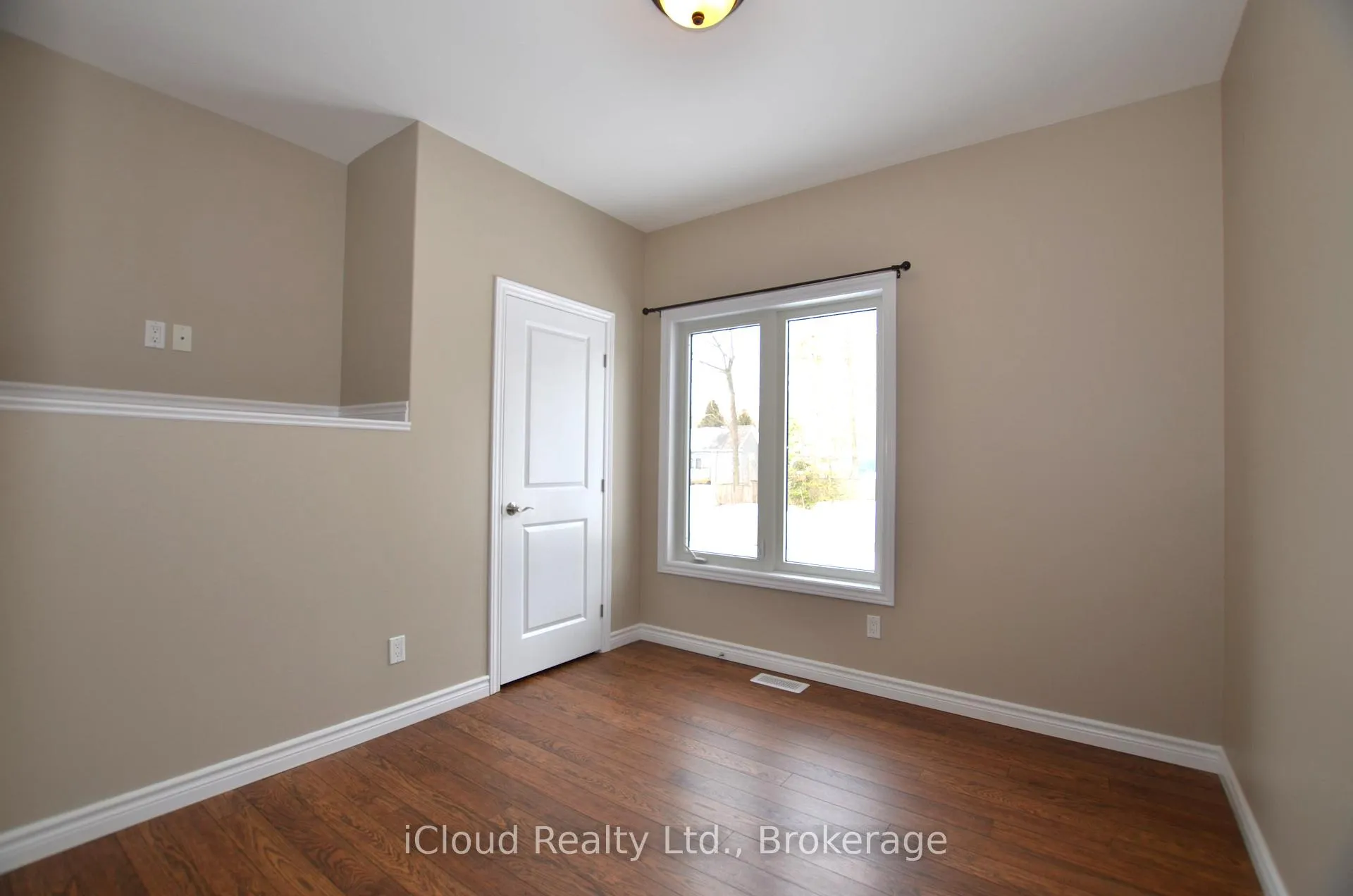 Photo 35 of 25 Rue Vanier, Tiny, Rural Tiny — HOMEH