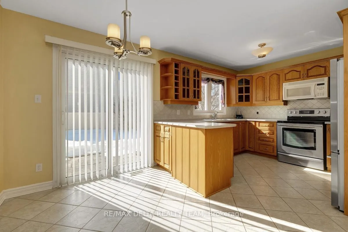 Photo 17 of 798 Lalande Terrace, Ottawa, Fallingbrook/Ridgemount — HOMEH