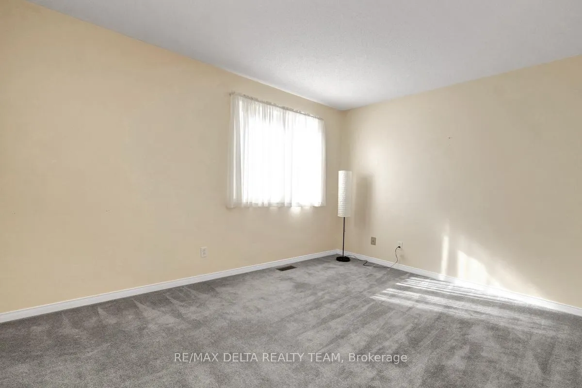 Photo 26 of 798 Lalande Terrace, Ottawa, Fallingbrook/Ridgemount — HOMEH