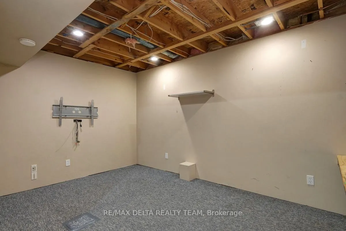 Photo 34 of 798 Lalande Terrace, Ottawa, Fallingbrook/Ridgemount — HOMEH