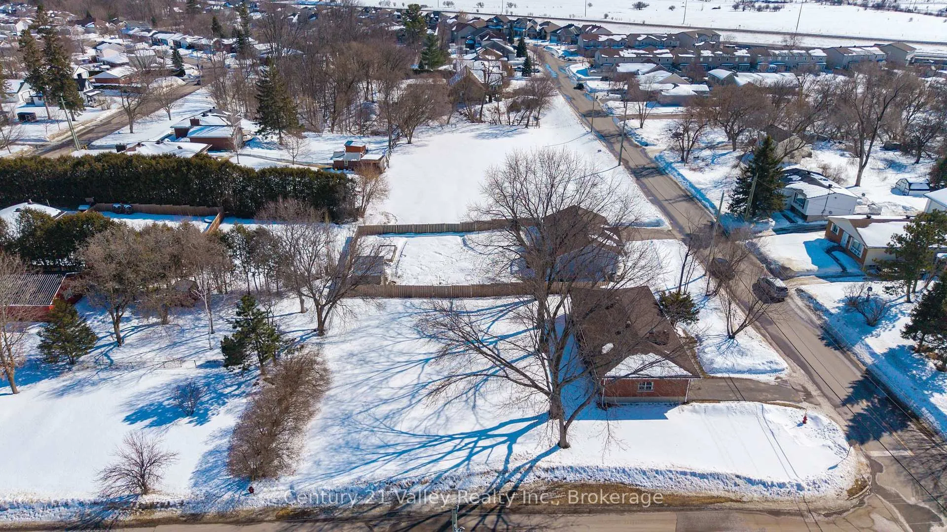 Photo 11 of 104 Arthur Street, Arnprior — HOMEH