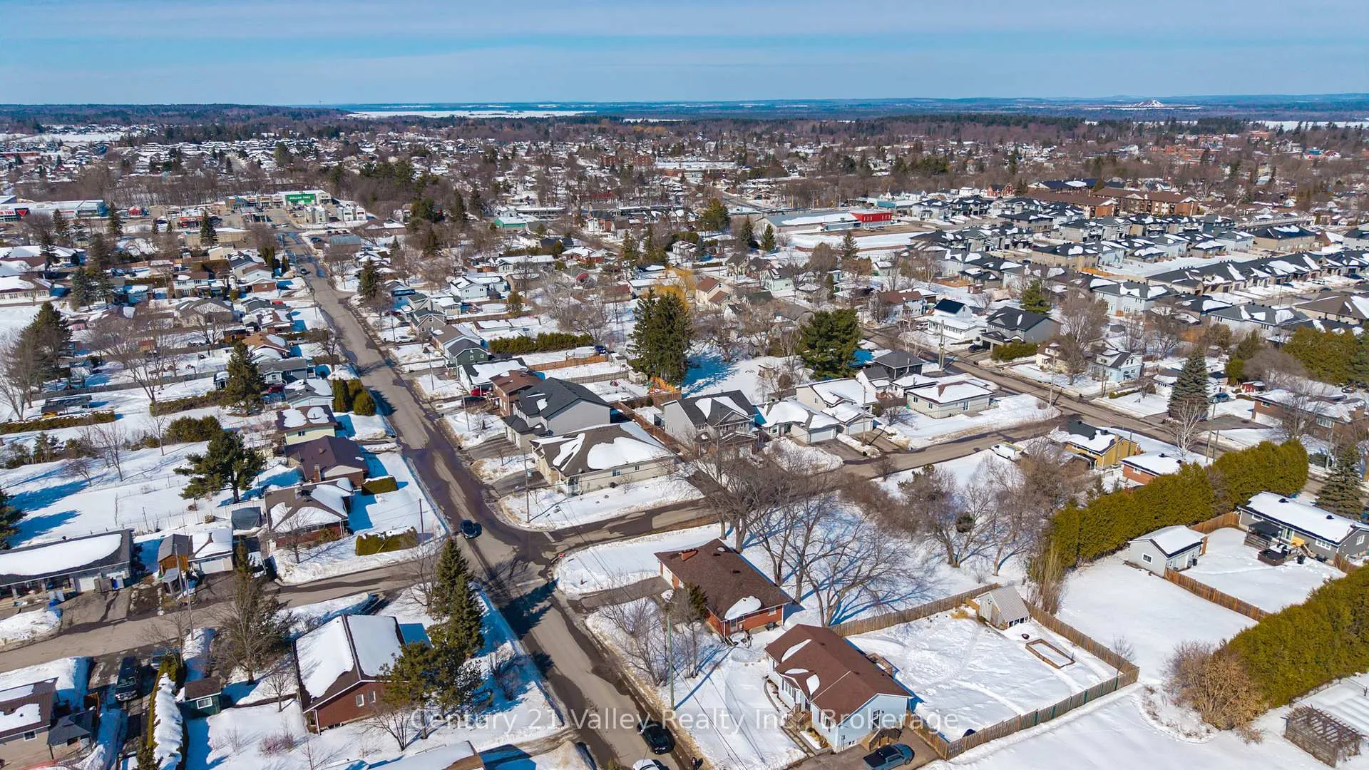 Photo 29 of 104 Arthur Street, Arnprior — HOMEH