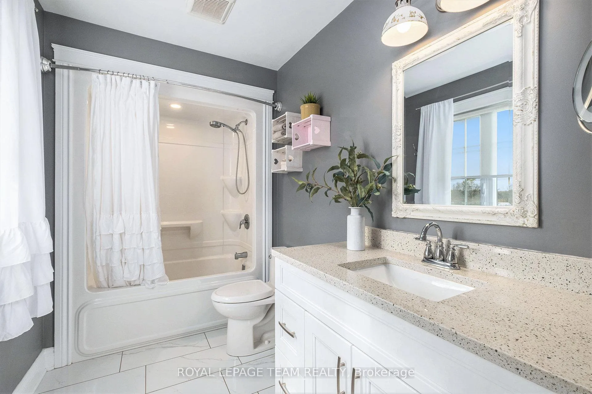 Photo 17 of 1503 Hyndman Road, Edwardsburgh/Cardinal, Edwardsburgh/Cardinal Twp — HOMEH