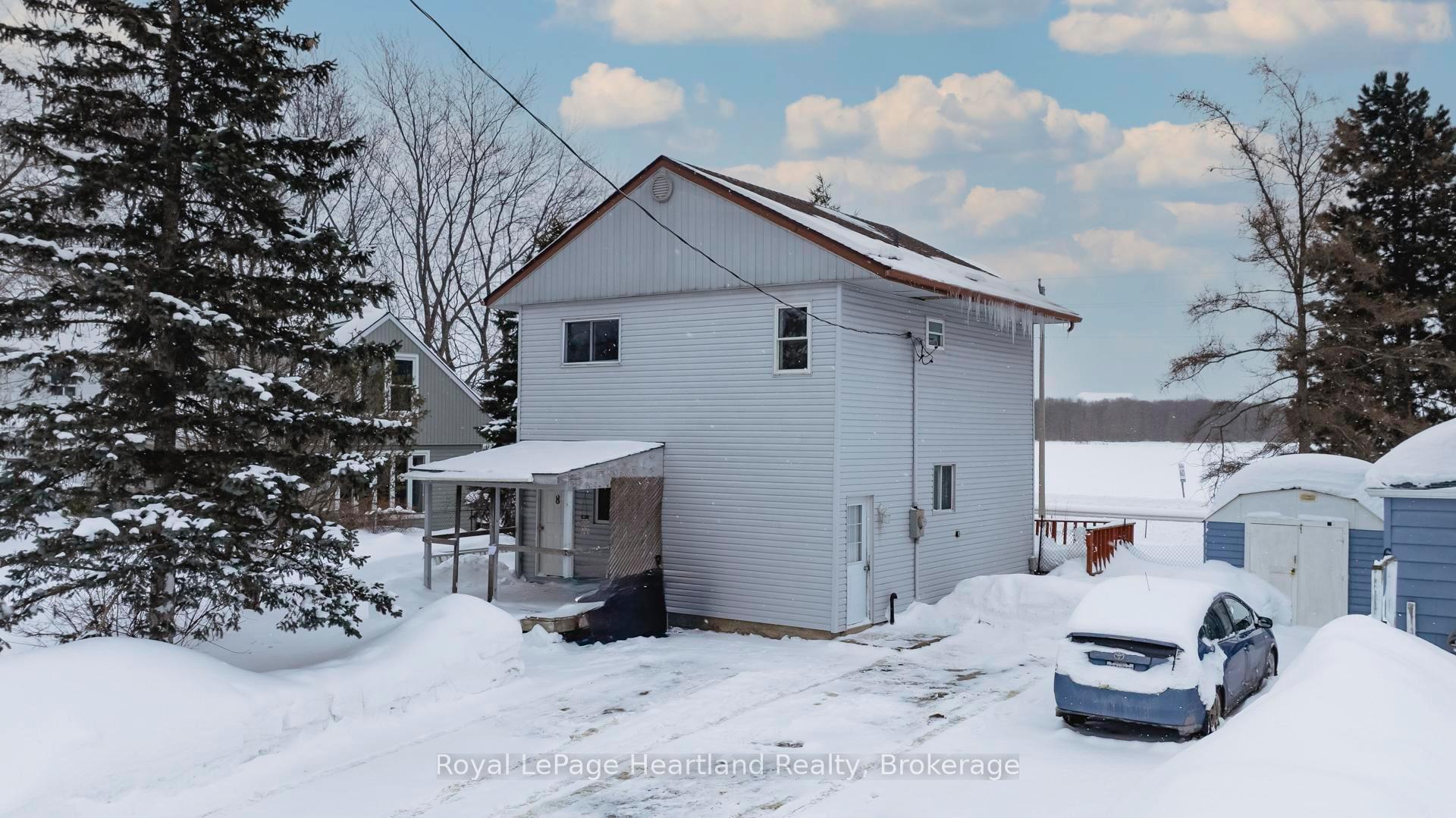 Photo 1 of 8 Toronto Boulevard, Huron East, Vanastra — HOMEH