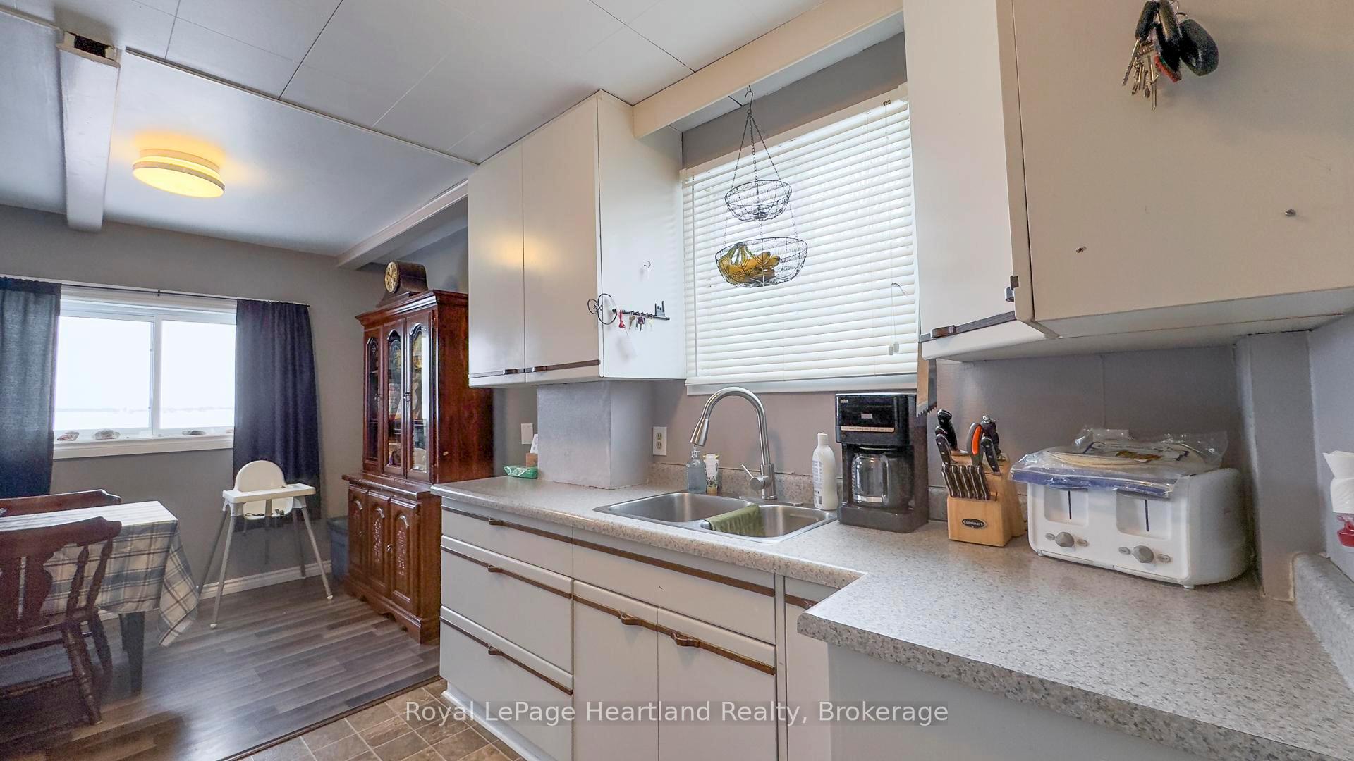 Photo 20 of 8 Toronto Boulevard, Huron East, Vanastra — HOMEH