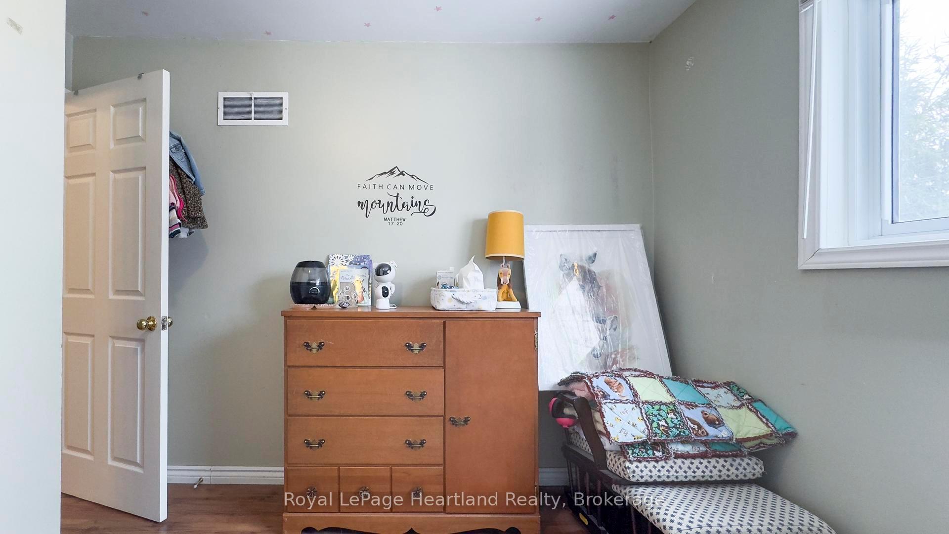Photo 25 of 8 Toronto Boulevard, Huron East, Vanastra — HOMEH