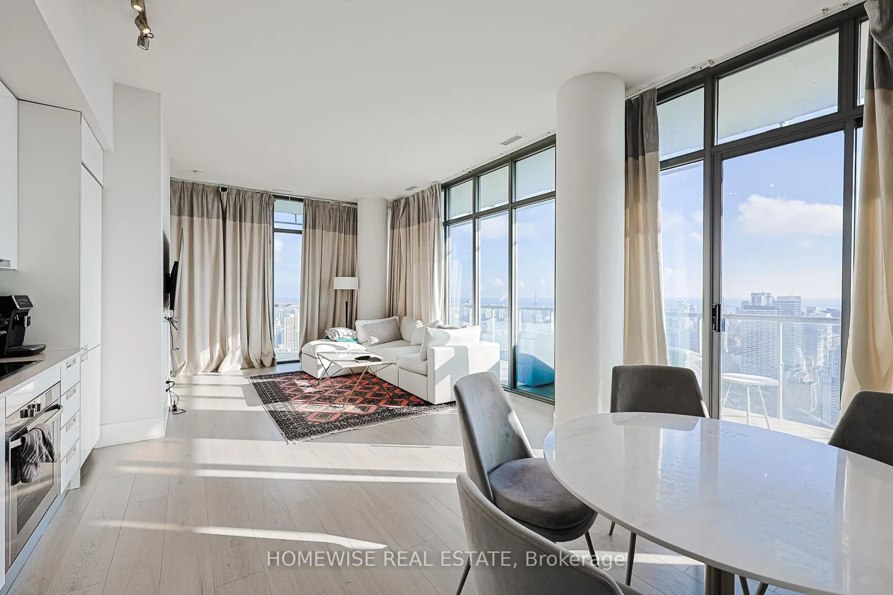 Photo 14 of Unit 4203, 33 Charles Street E, Toronto, Church-Yonge Corridor — HOMEH