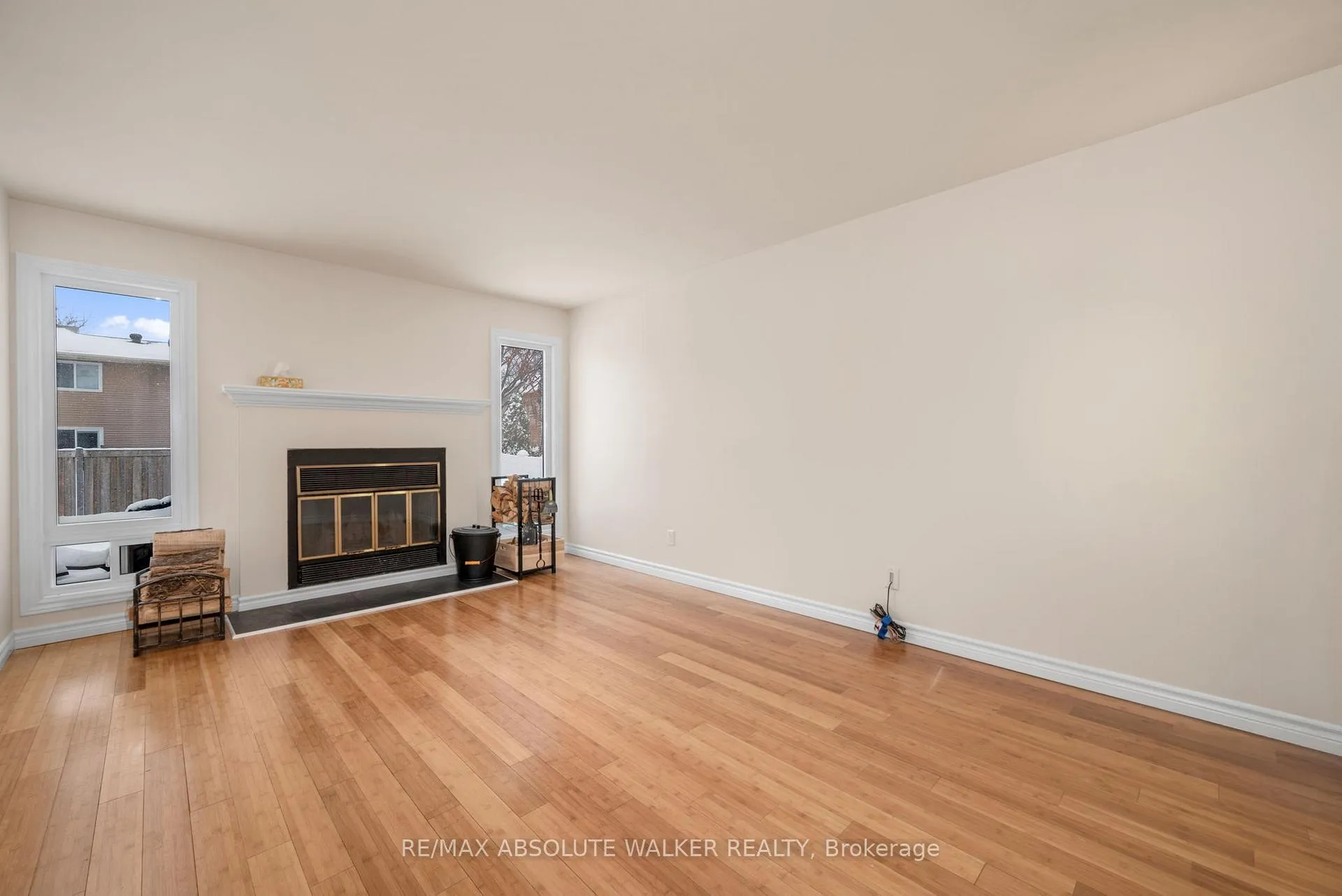 Photo 3 of 1 Stradwick Avenue, Ottawa, Barrhaven - Cedargrove/Fraserdale — HOMEH