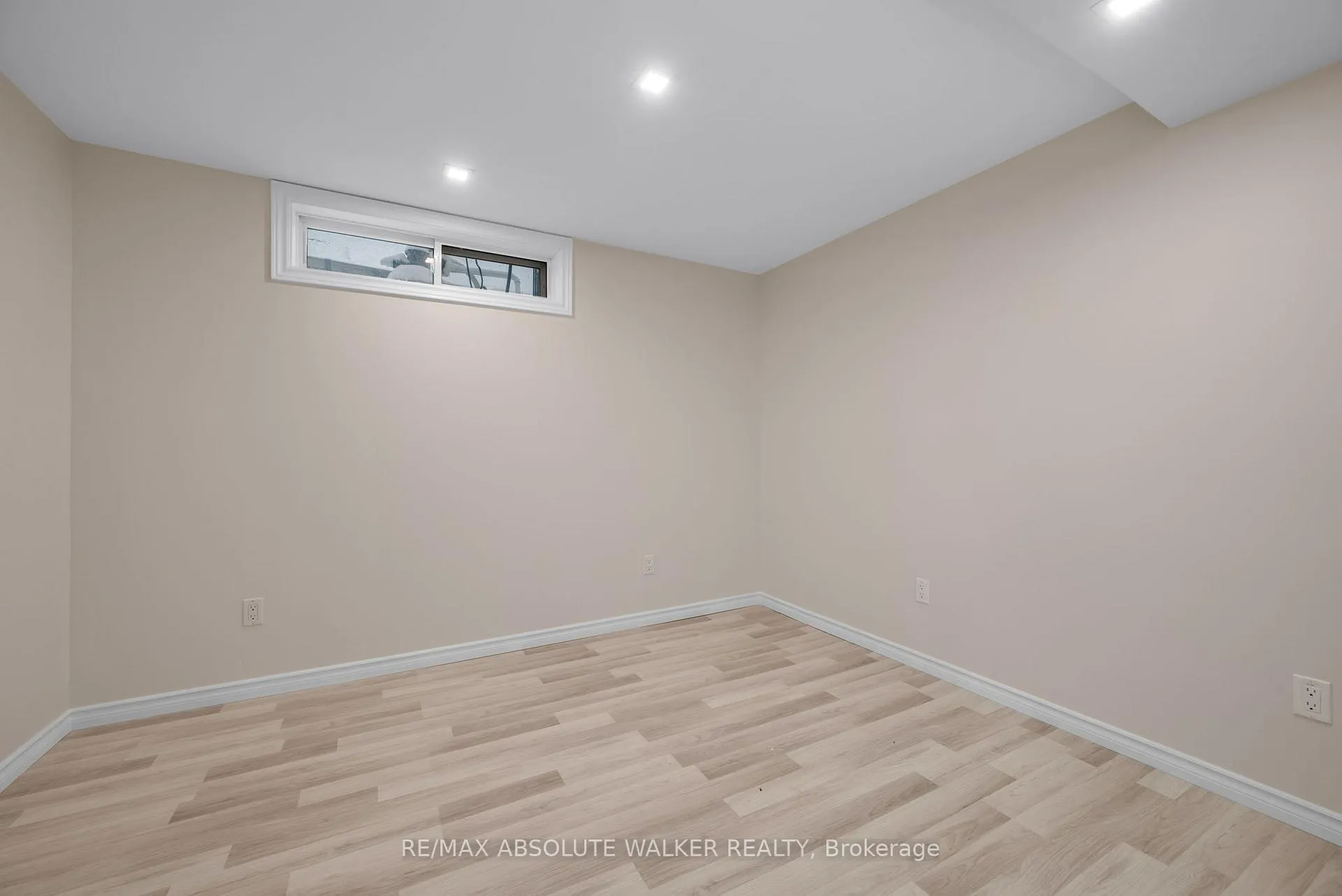 Photo 31 of 1 Stradwick Avenue, Ottawa, Barrhaven - Cedargrove/Fraserdale — HOMEH