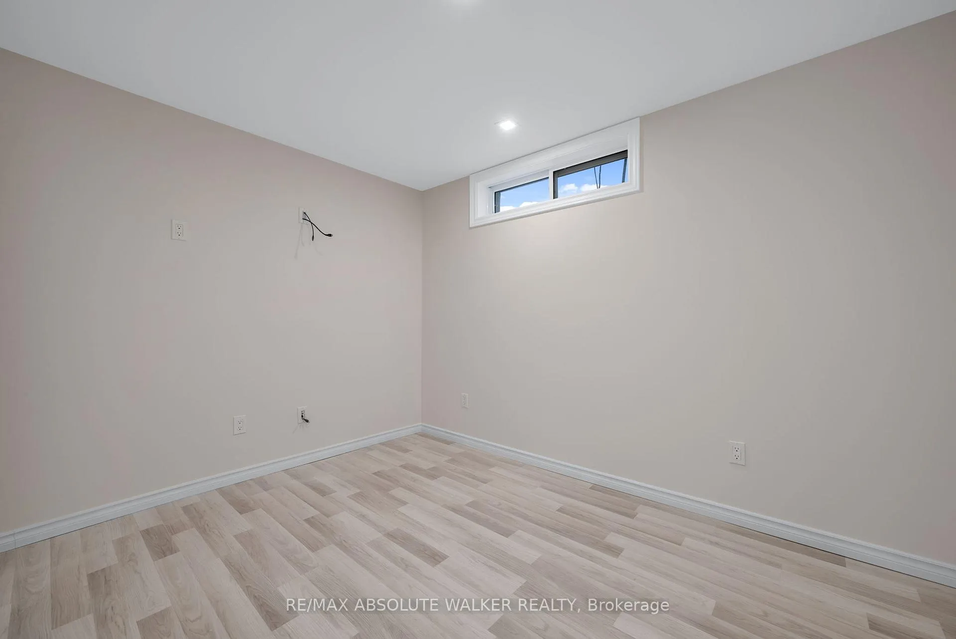 Photo 32 of 1 Stradwick Avenue, Ottawa, Barrhaven - Cedargrove/Fraserdale — HOMEH
