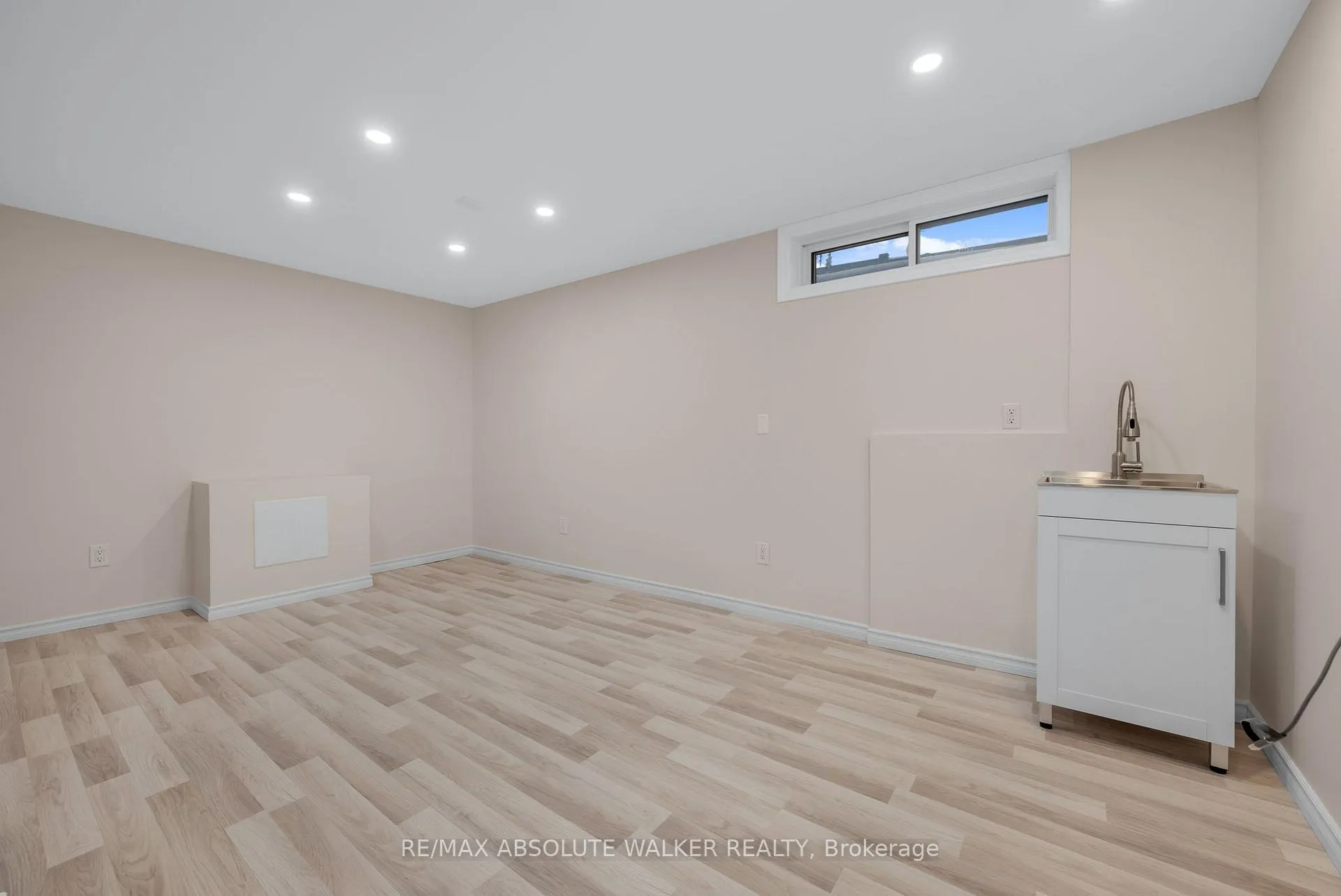 Photo 34 of 1 Stradwick Avenue, Ottawa, Barrhaven - Cedargrove/Fraserdale — HOMEH
