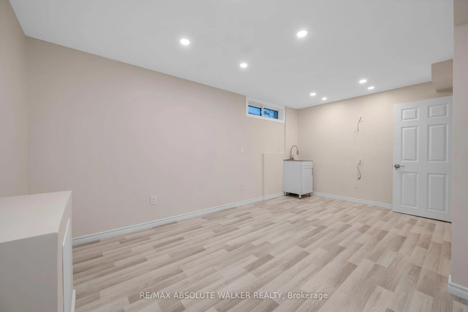 Photo 35 of 1 Stradwick Avenue, Ottawa, Barrhaven - Cedargrove/Fraserdale — HOMEH