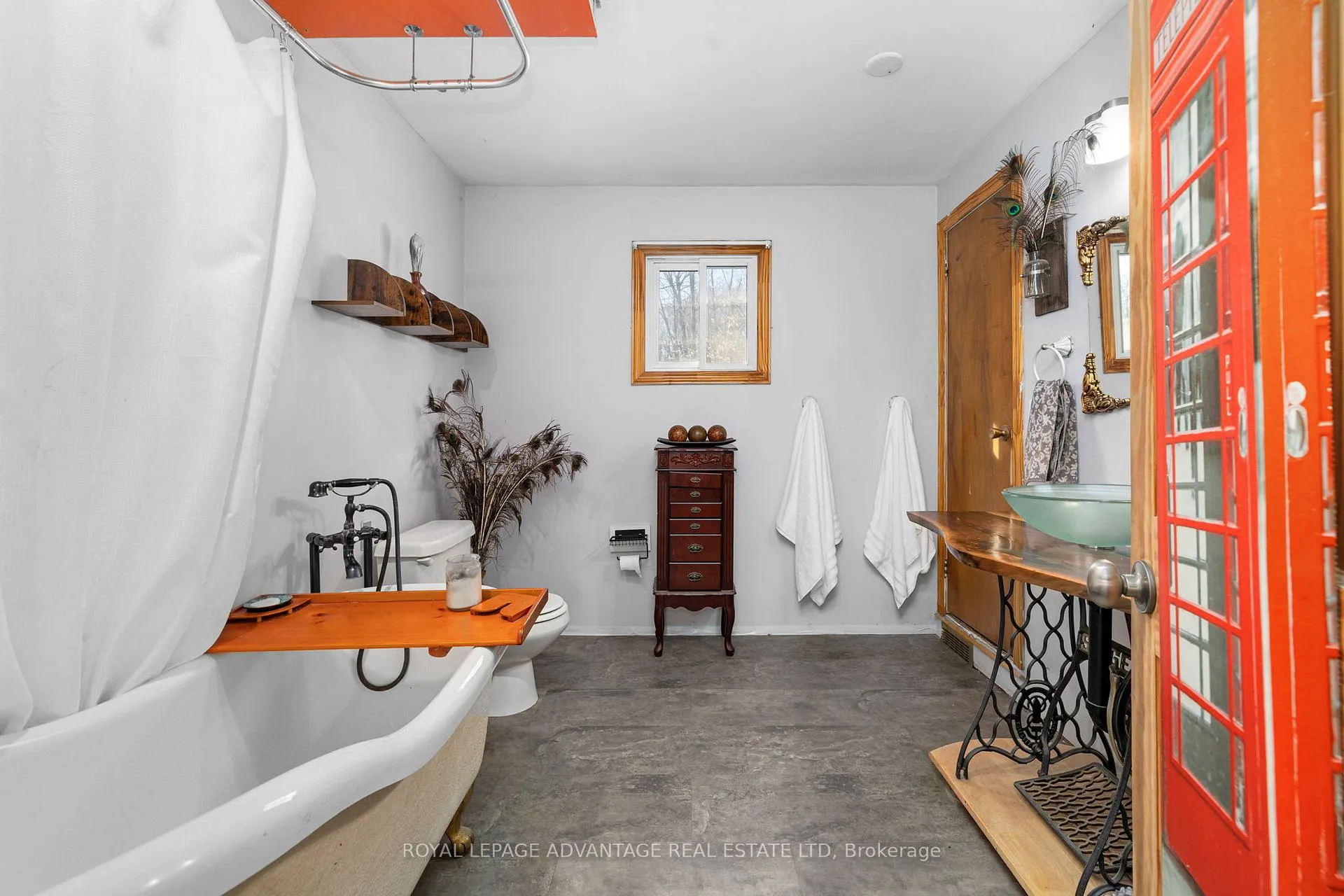Photo 14 of 3752 Scotch Line Road, Tay Valley, Bathurst/Burgess & Sherbrooke (North Burgess) Twp — HOMEH