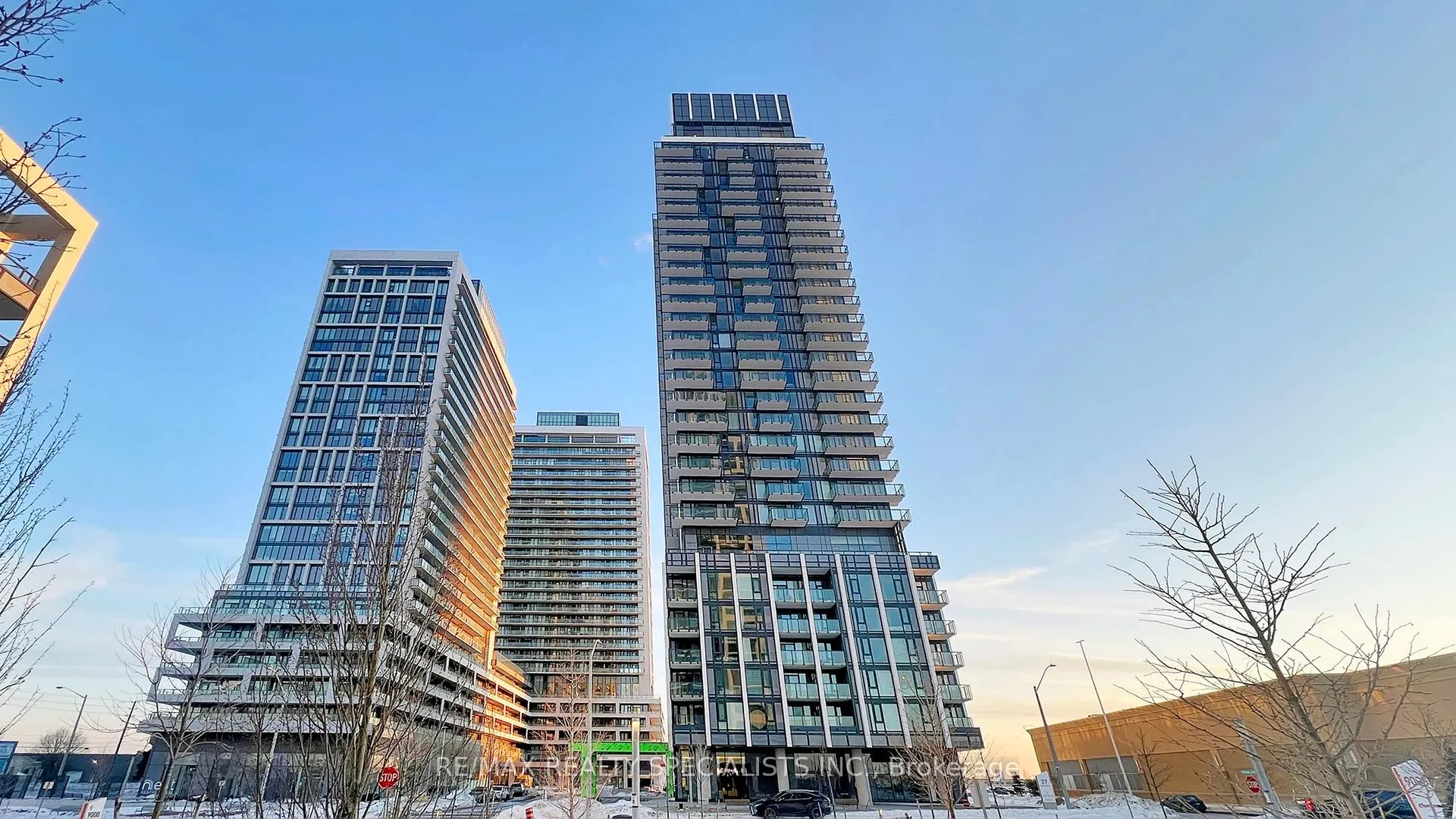 Photo 1 of Unit 334, 8960 Jane Street, Vaughan, Vellore Village — HOMEH