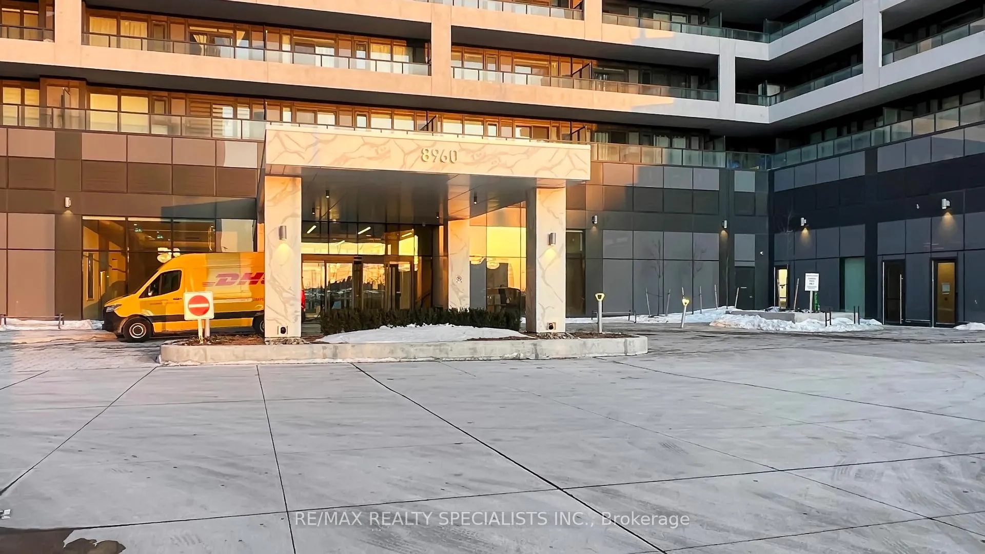 Photo 3 of Unit 334, 8960 Jane Street, Vaughan, Vellore Village — HOMEH