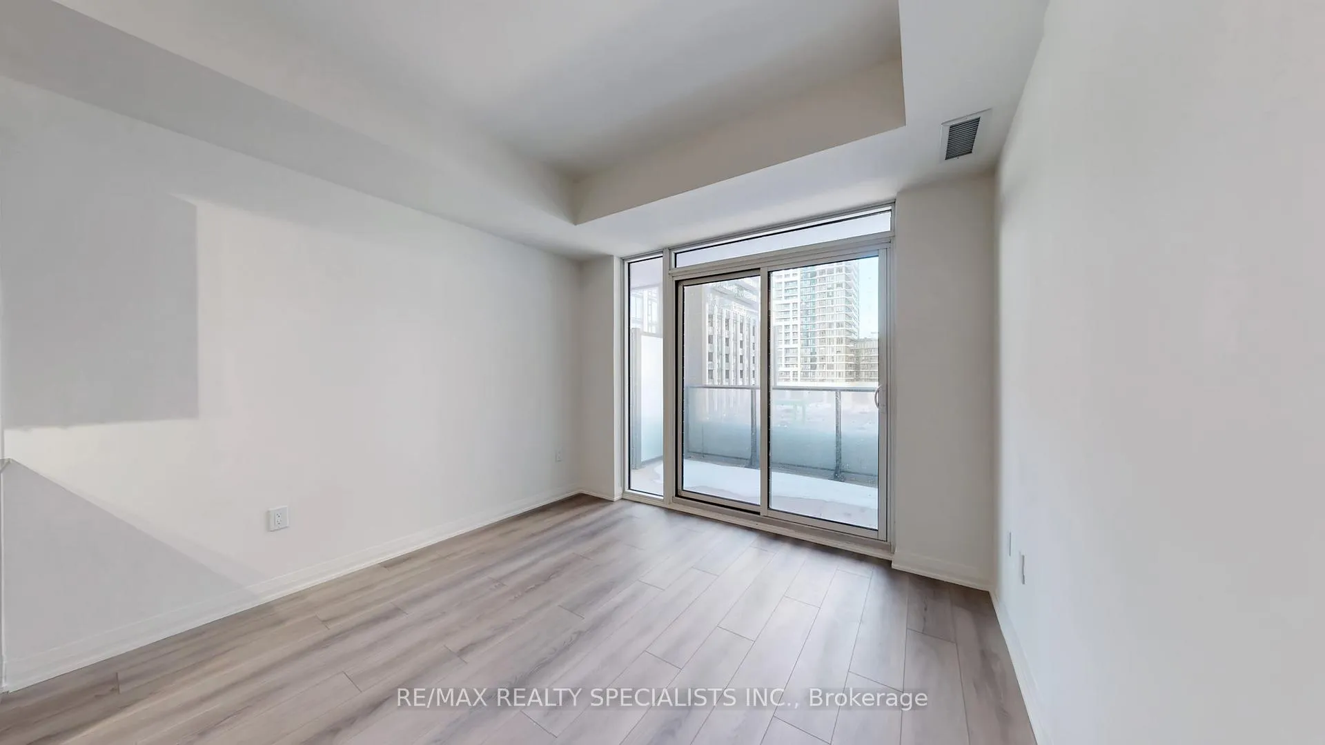 Photo 10 of Unit 334, 8960 Jane Street, Vaughan, Vellore Village — HOMEH