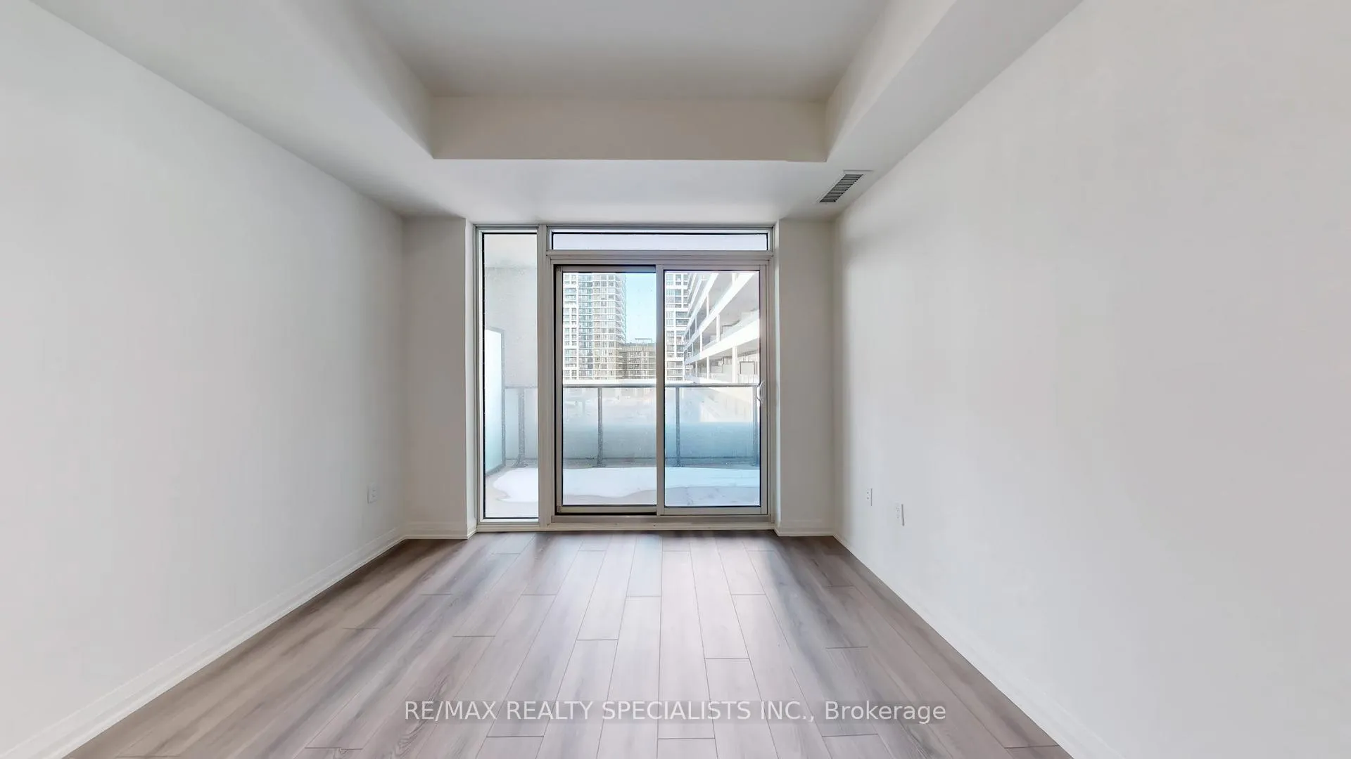 Photo 11 of Unit 334, 8960 Jane Street, Vaughan, Vellore Village — HOMEH