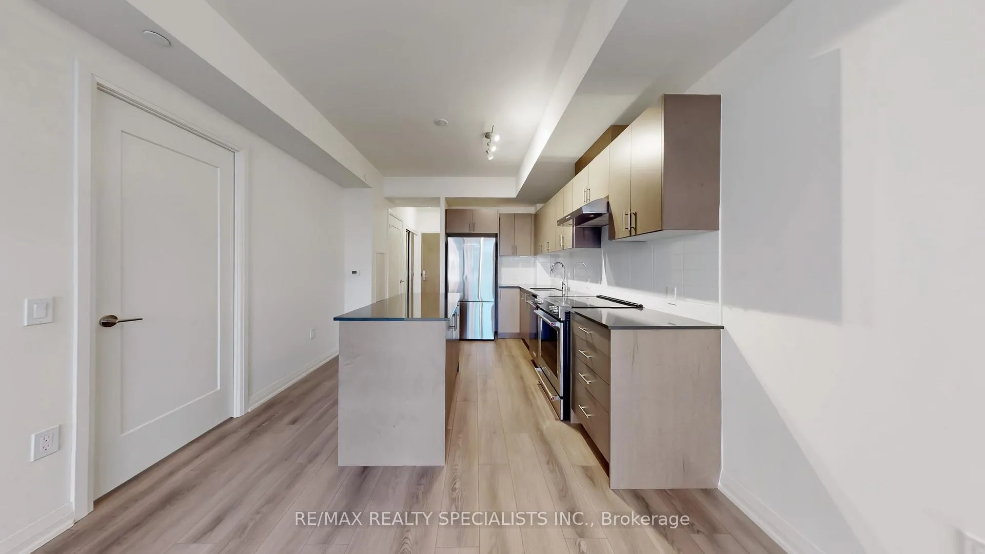 Photo 15 of Unit 334, 8960 Jane Street, Vaughan, Vellore Village — HOMEH