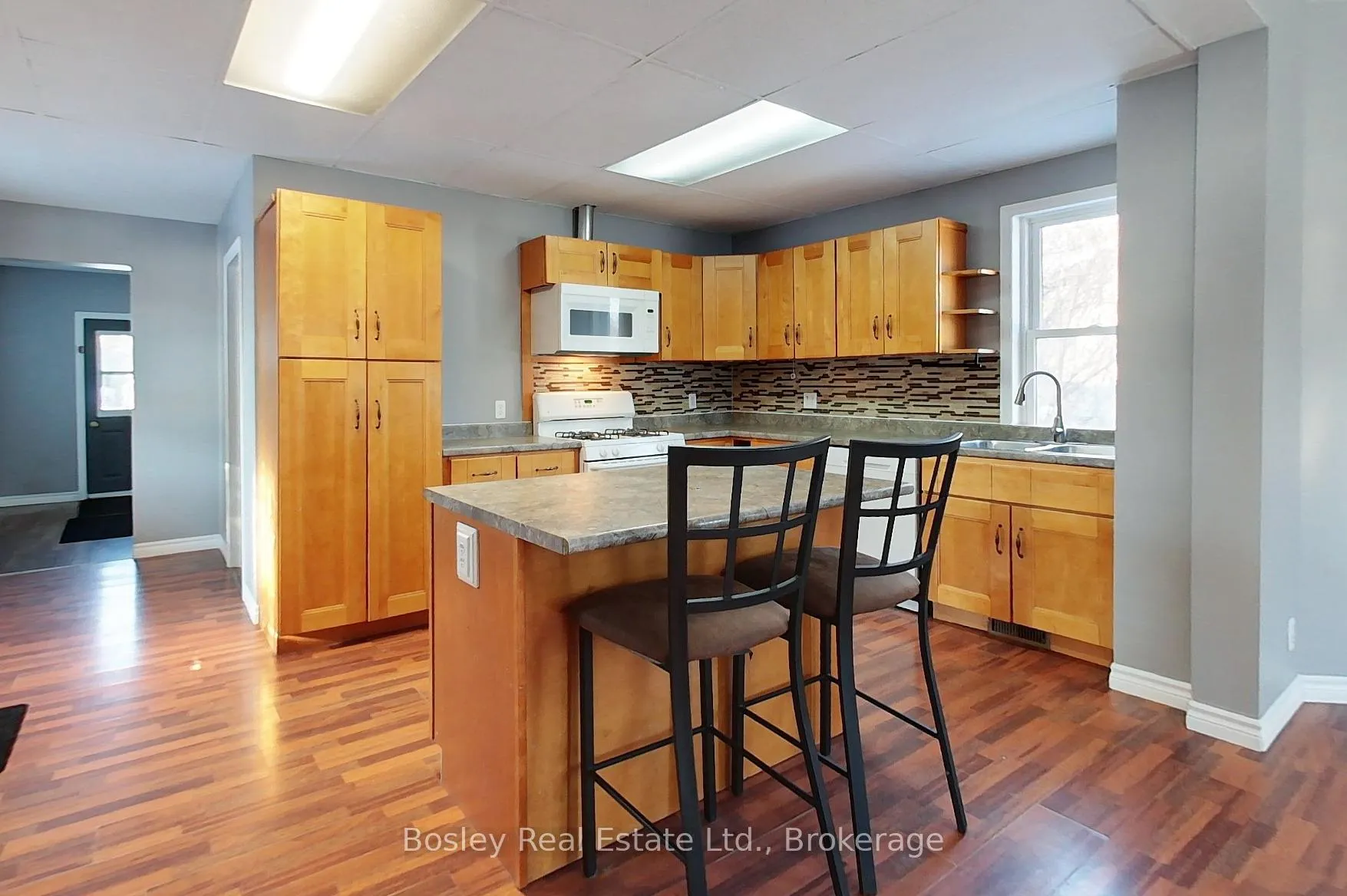 Photo 6 of 164 Union Street, Meaford — HOMEH