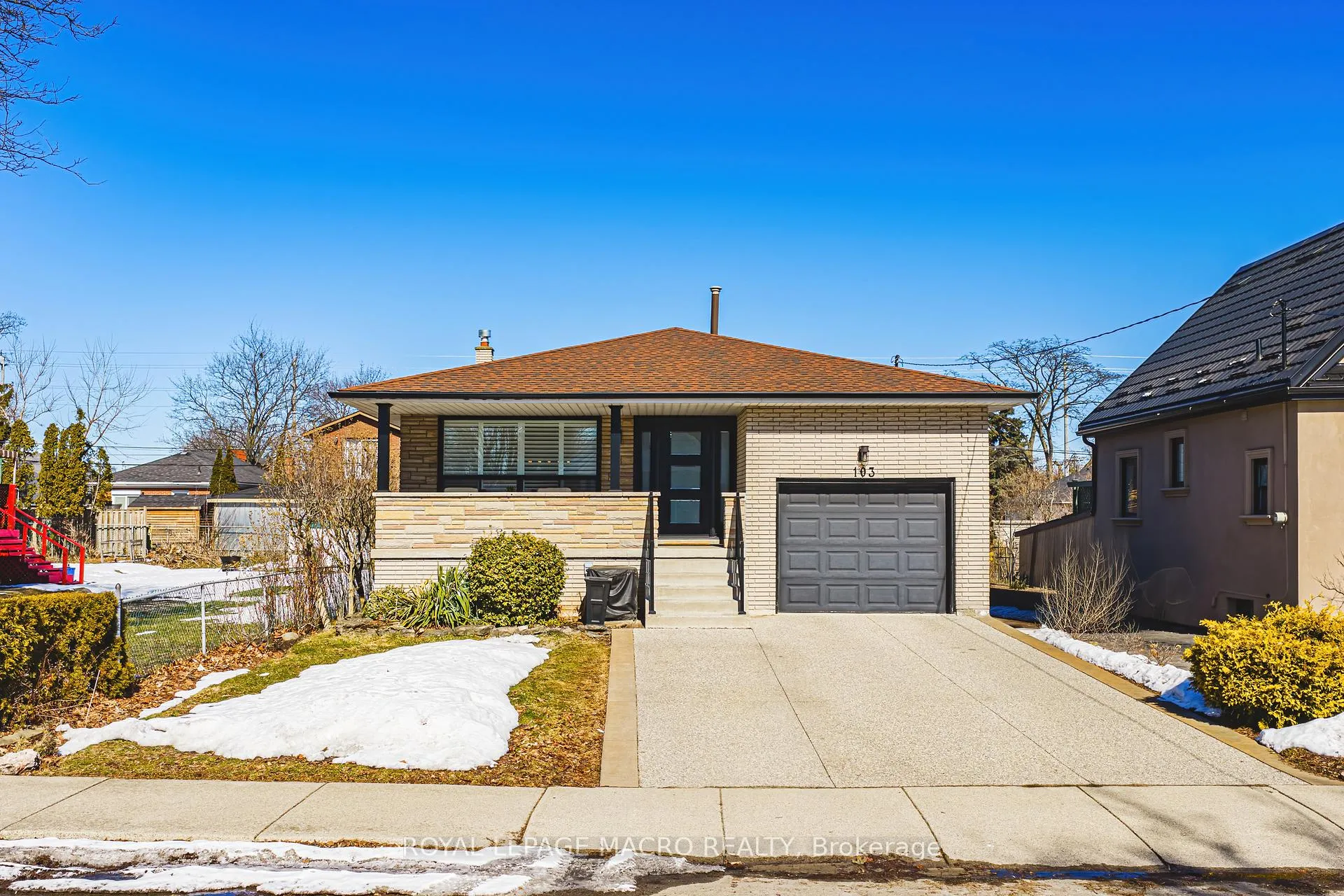 Photo 1 of 103 Empress Avenue, Hamilton, Centremount — HOMEH
