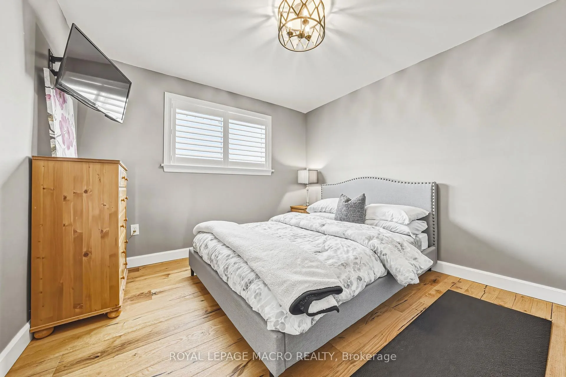 Photo 20 of 103 Empress Avenue, Hamilton, Centremount — HOMEH