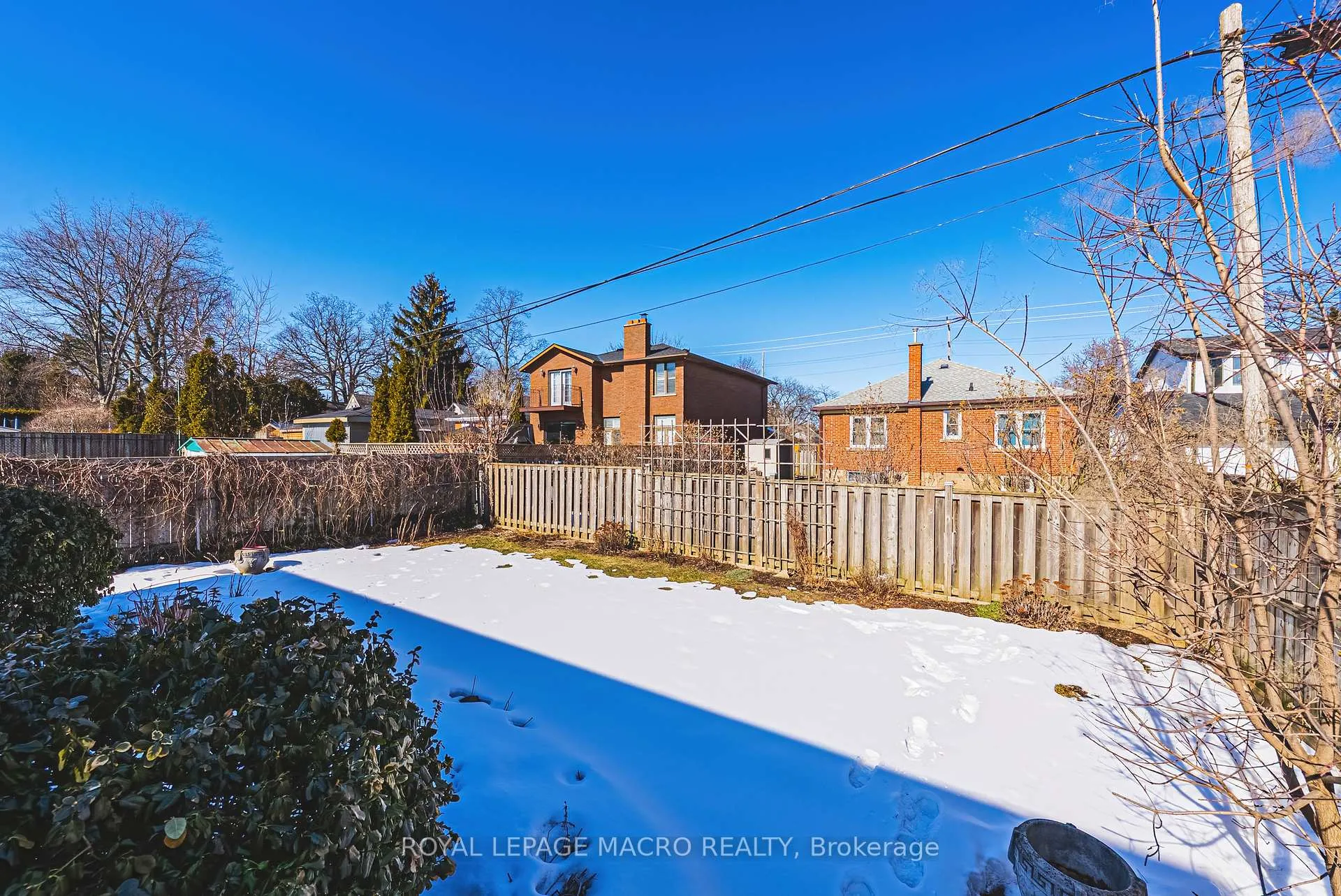 Photo 36 of 103 Empress Avenue, Hamilton, Centremount — HOMEH