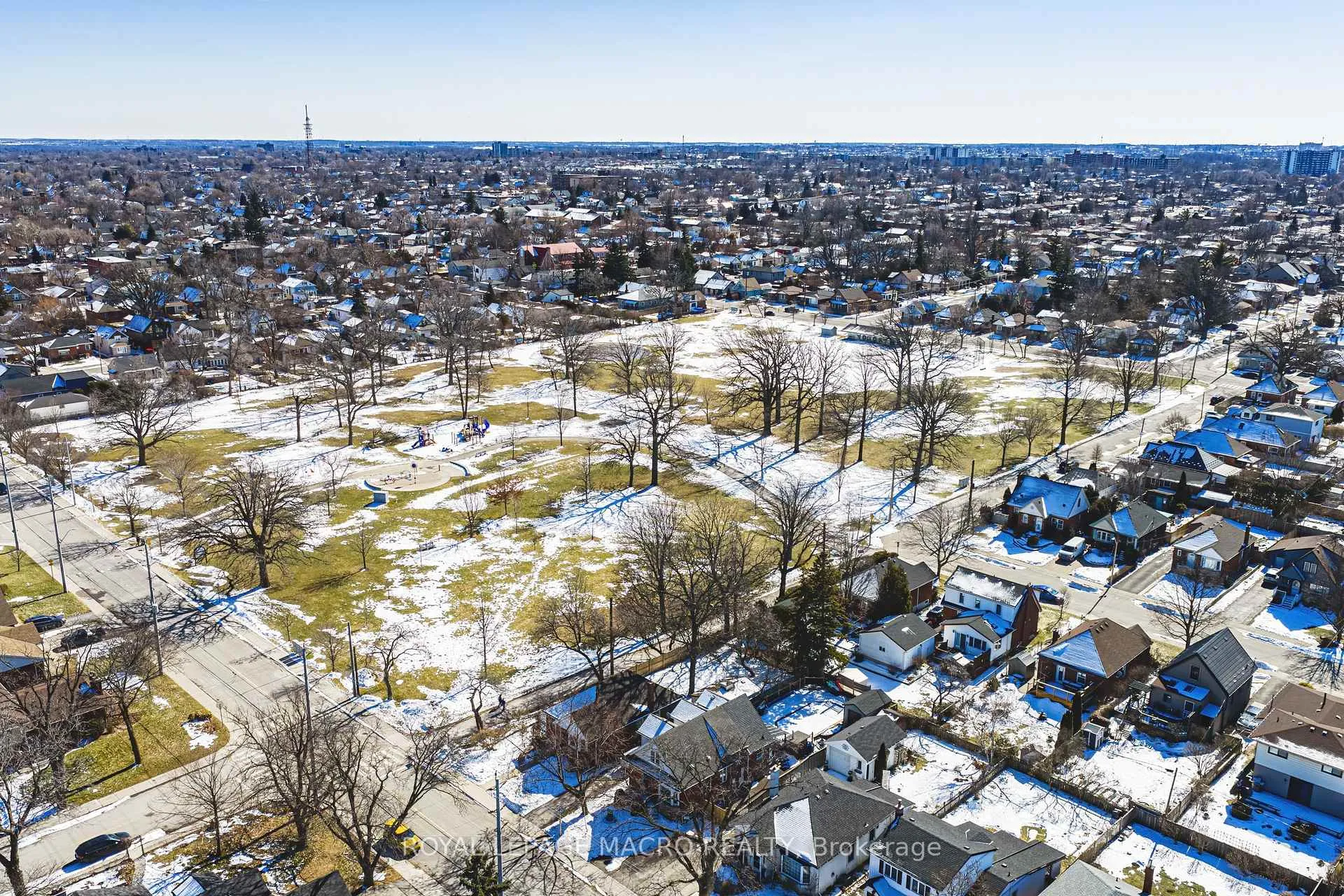 Photo 47 of 103 Empress Avenue, Hamilton, Centremount — HOMEH