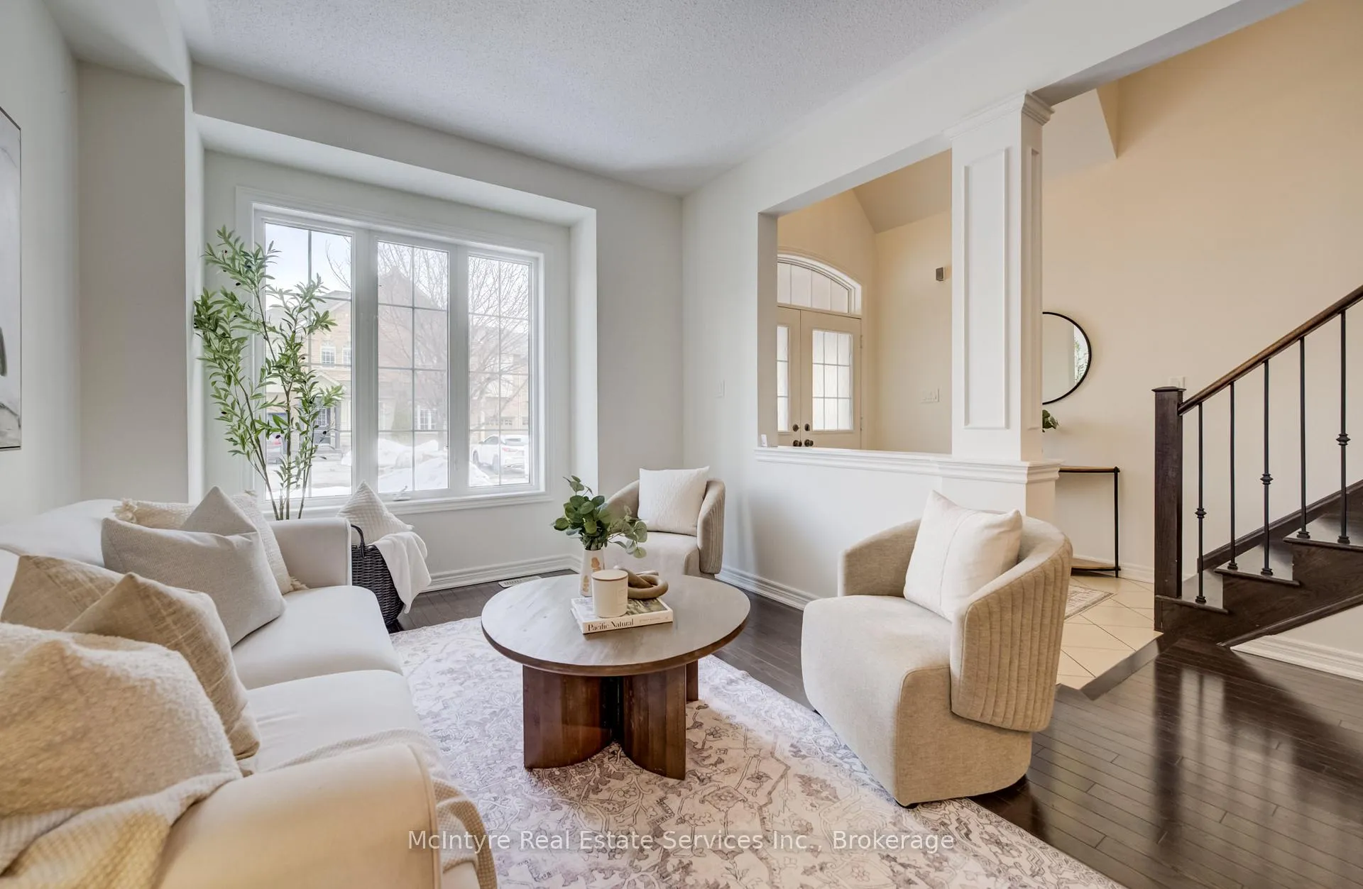Photo 5 of 50 Naperton Drive, Brampton, Sandringham-Wellington — HOMEH