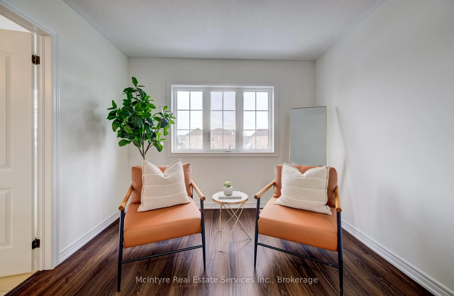 Photo 21 of 50 Naperton Drive, Brampton, Sandringham-Wellington — HOMEH