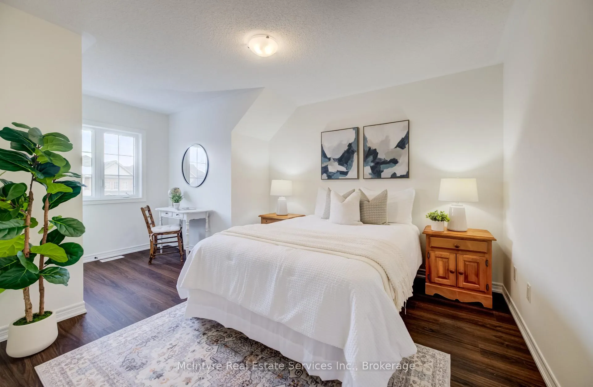 Photo 27 of 50 Naperton Drive, Brampton, Sandringham-Wellington — HOMEH