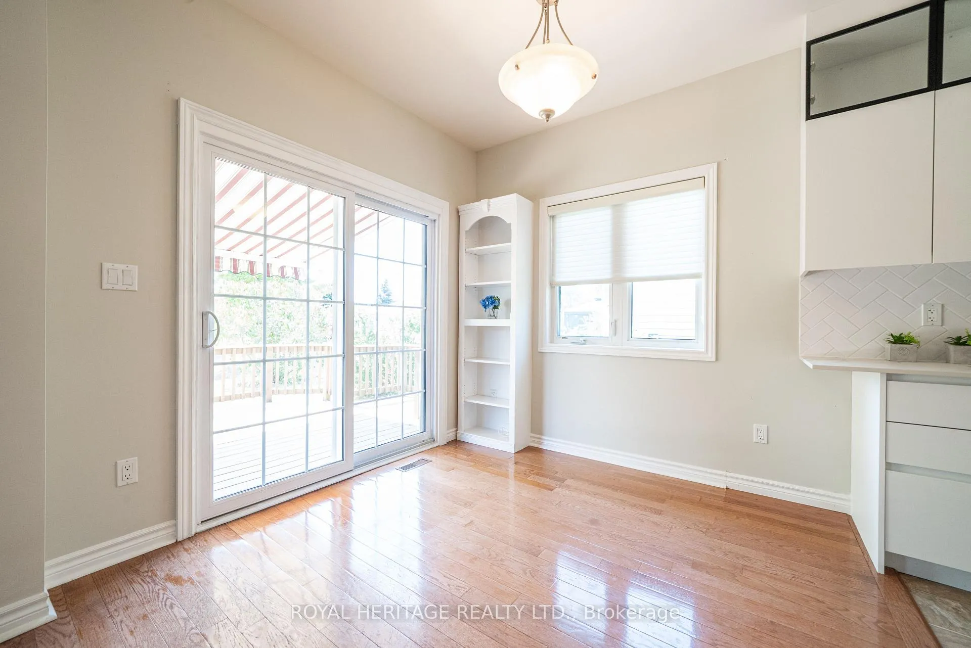 Photo 11 of 58 Elmdale Drive, Prince Edward County, Wellington Ward — HOMEH