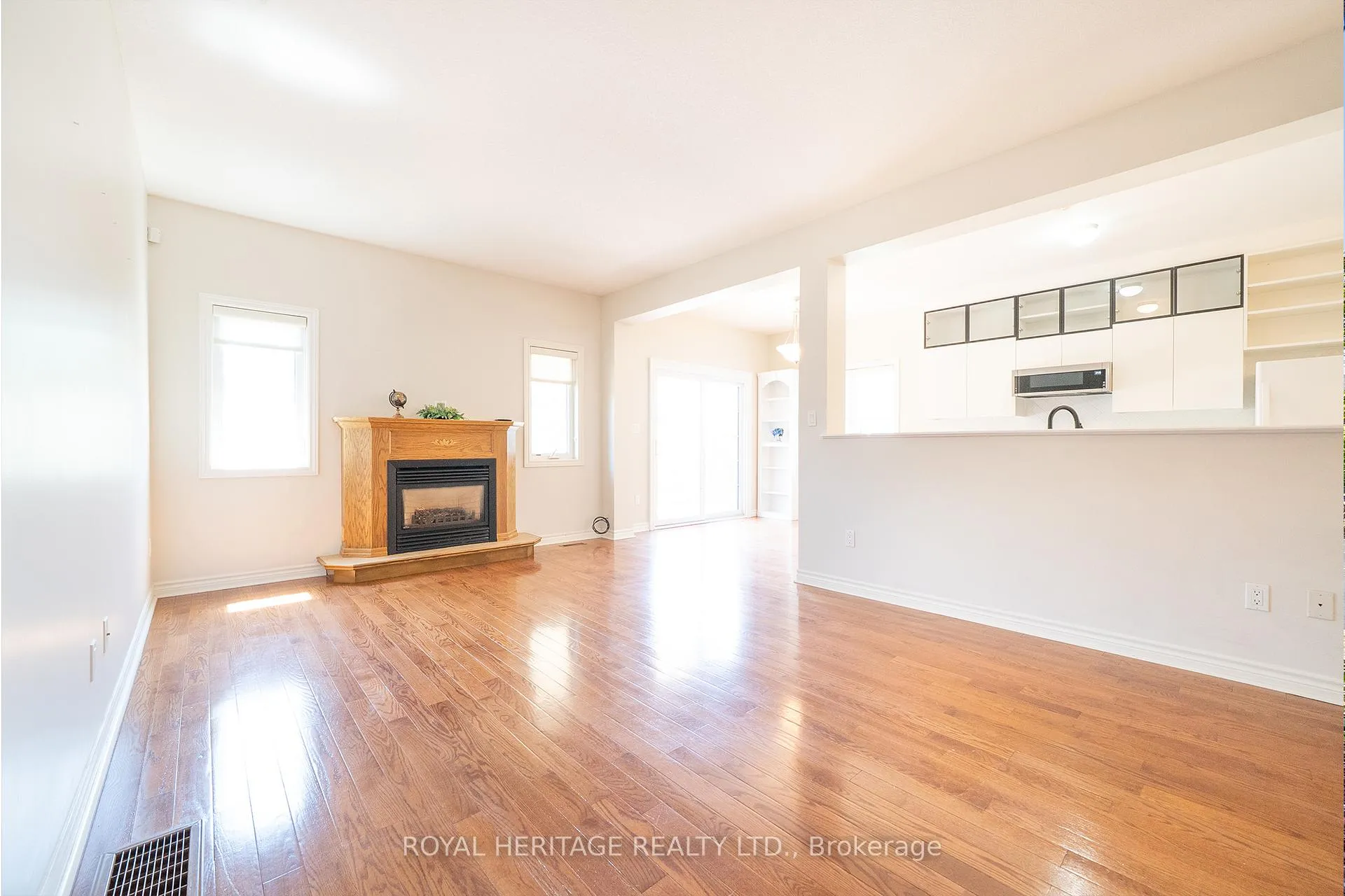 Photo 14 of 58 Elmdale Drive, Prince Edward County, Wellington Ward — HOMEH