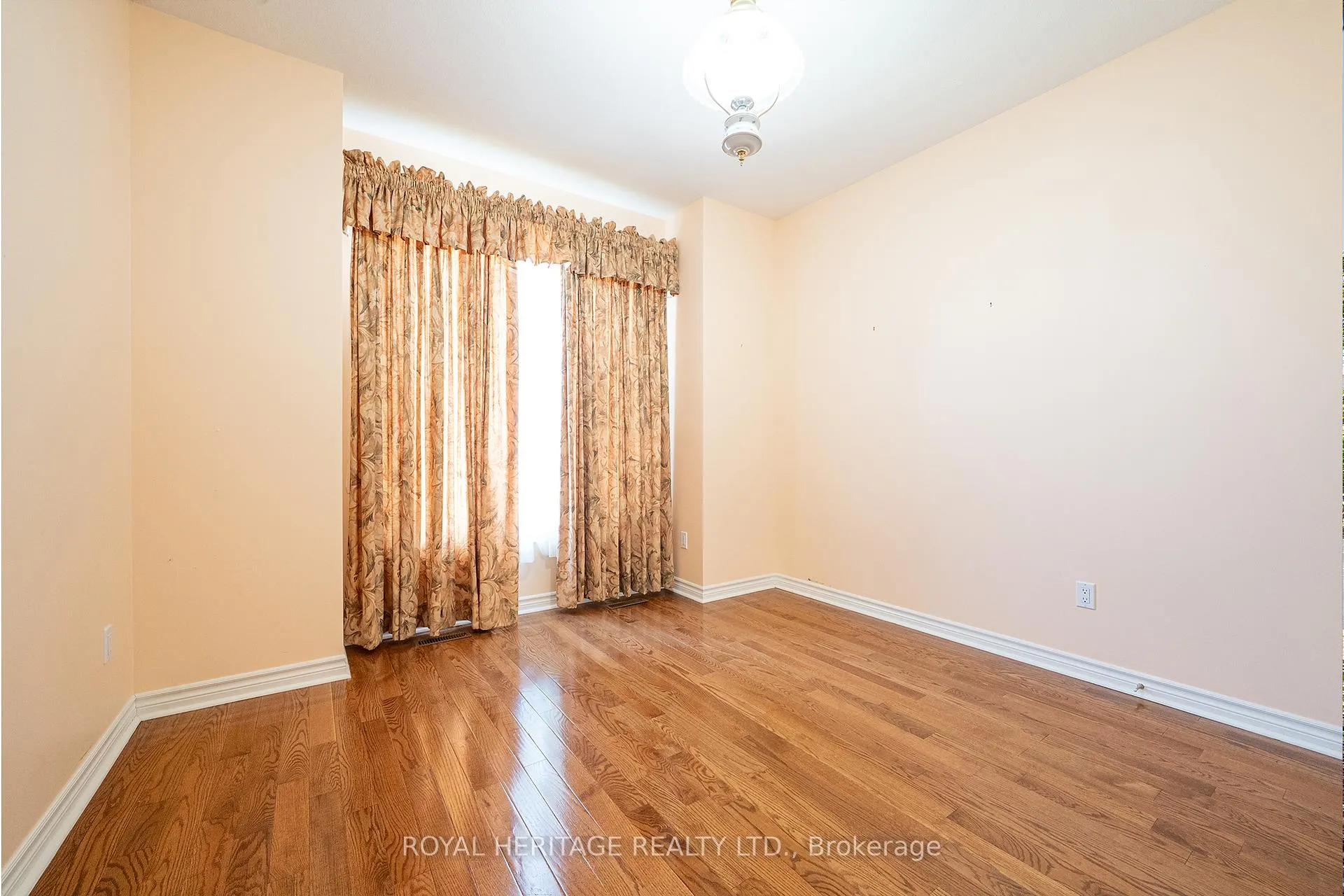 Photo 19 of 58 Elmdale Drive, Prince Edward County, Wellington Ward — HOMEH