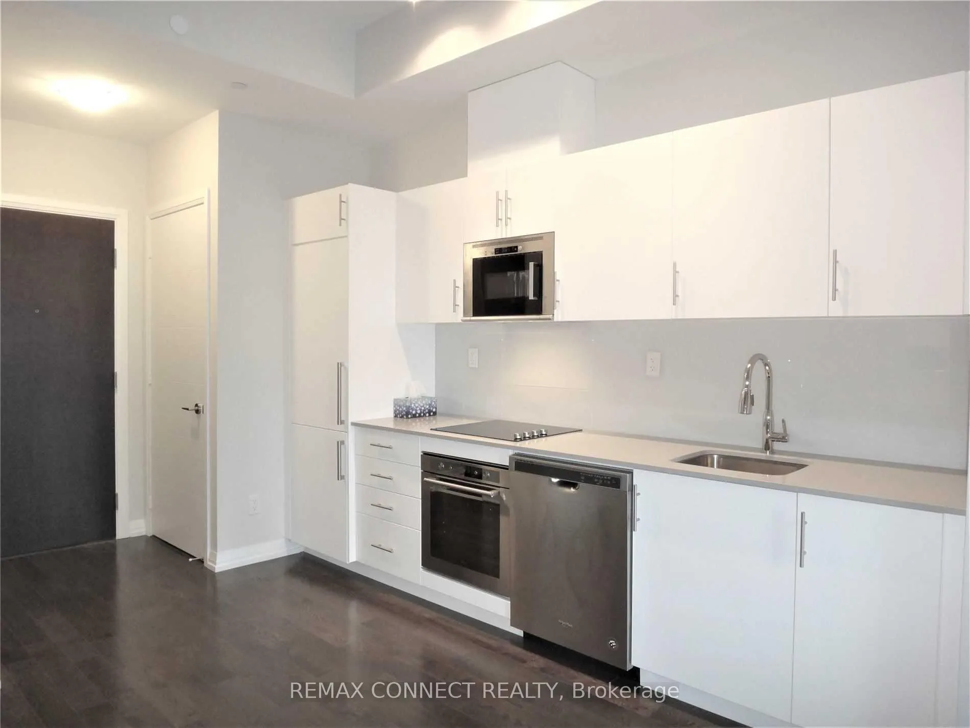 Photo 3 of Unit 819, 460 Adelaide Street E, Toronto, Moss Park — HOMEH
