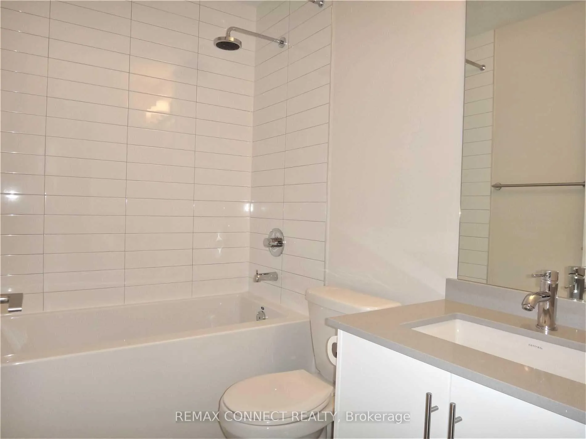 Photo 11 of Unit 819, 460 Adelaide Street E, Toronto, Moss Park — HOMEH